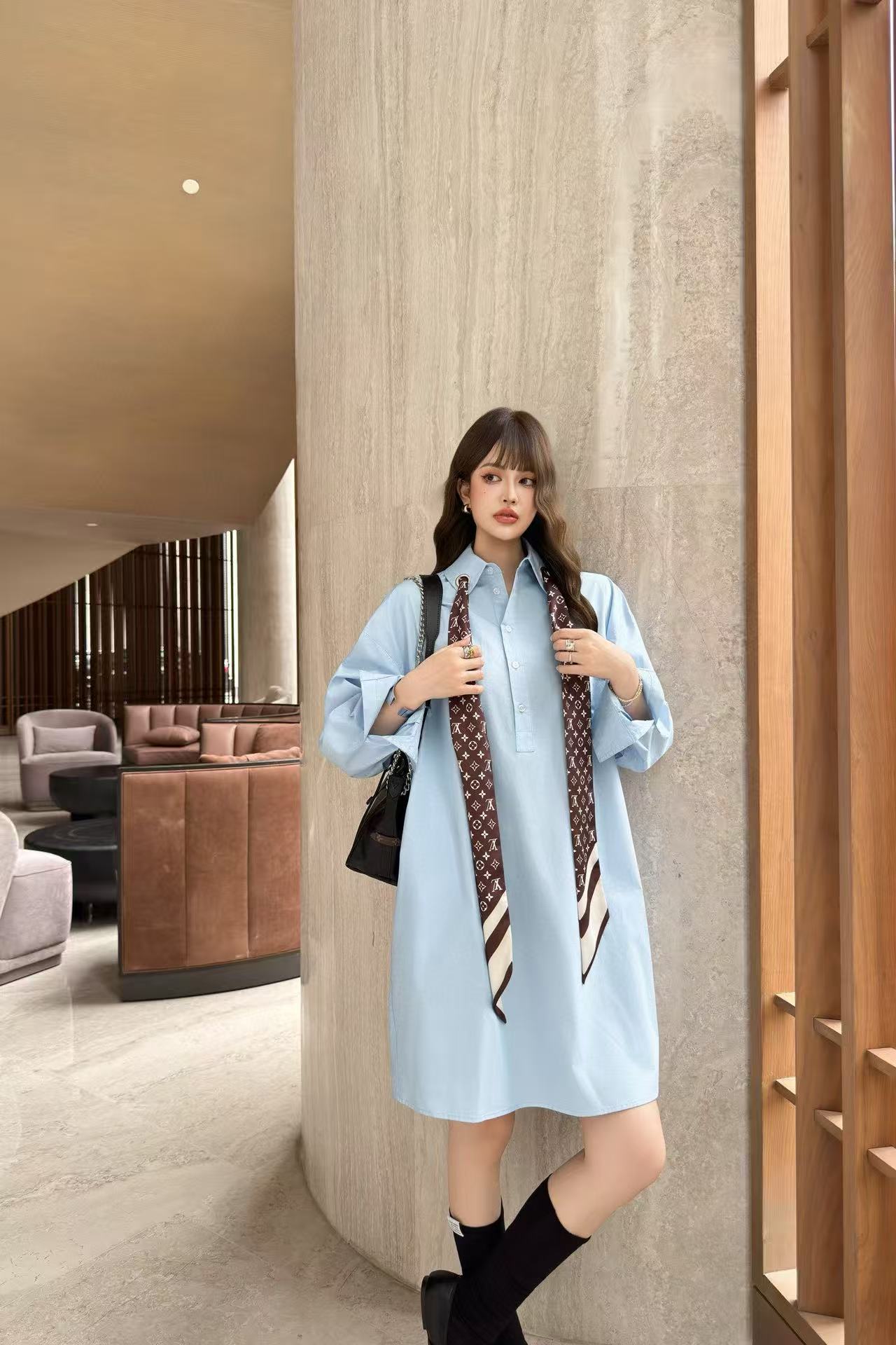 LVスカーフを合わせたロングシャツ【50％割引+送料無料】