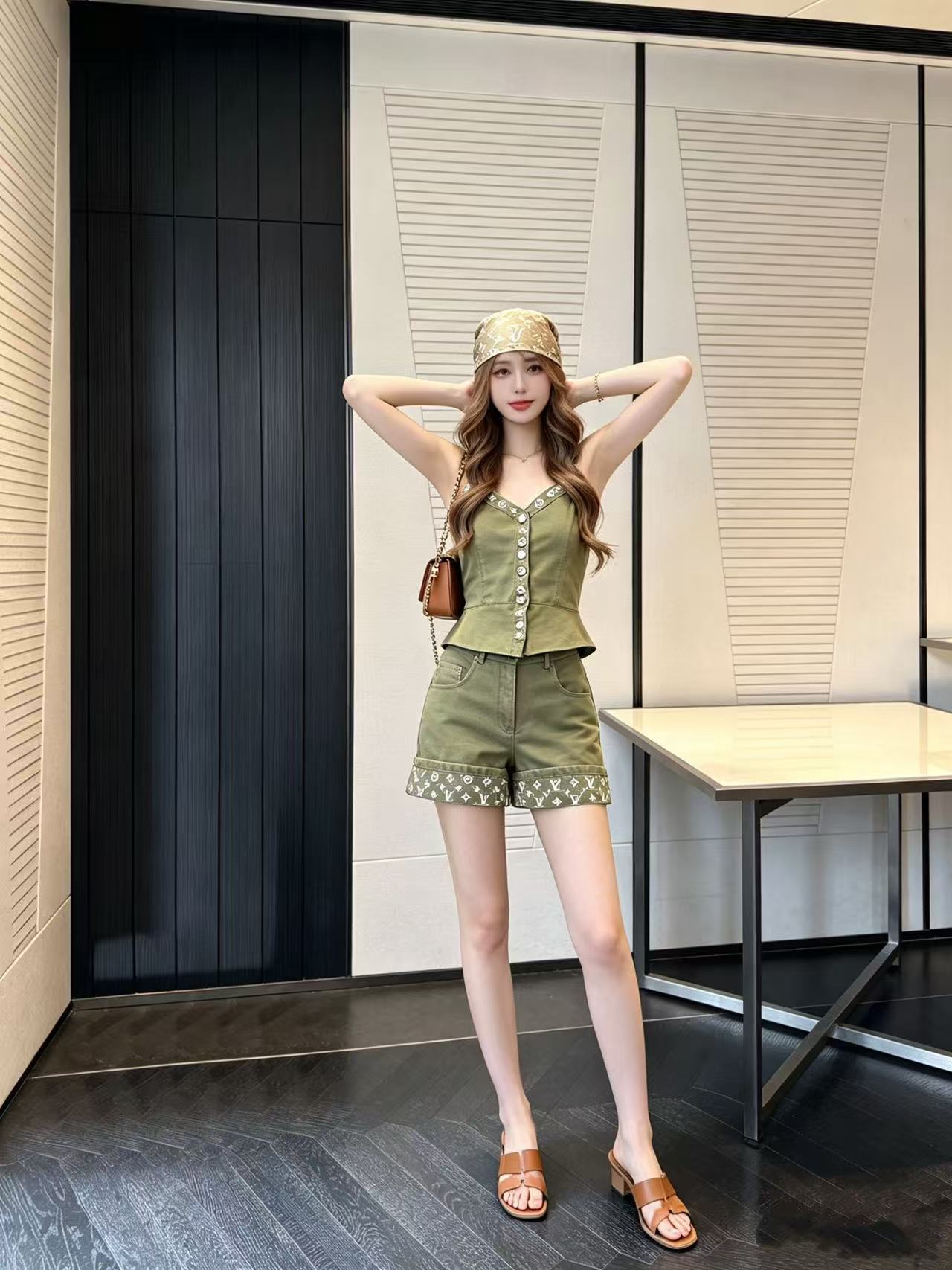 LV デニムベスト＆ショートパンツ セットアップ【50％割引+送料無料】