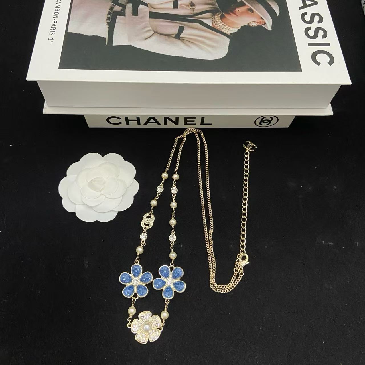 CHANE1 ブルーフラワー ダブルCネックレス【50％割引+送料無料】