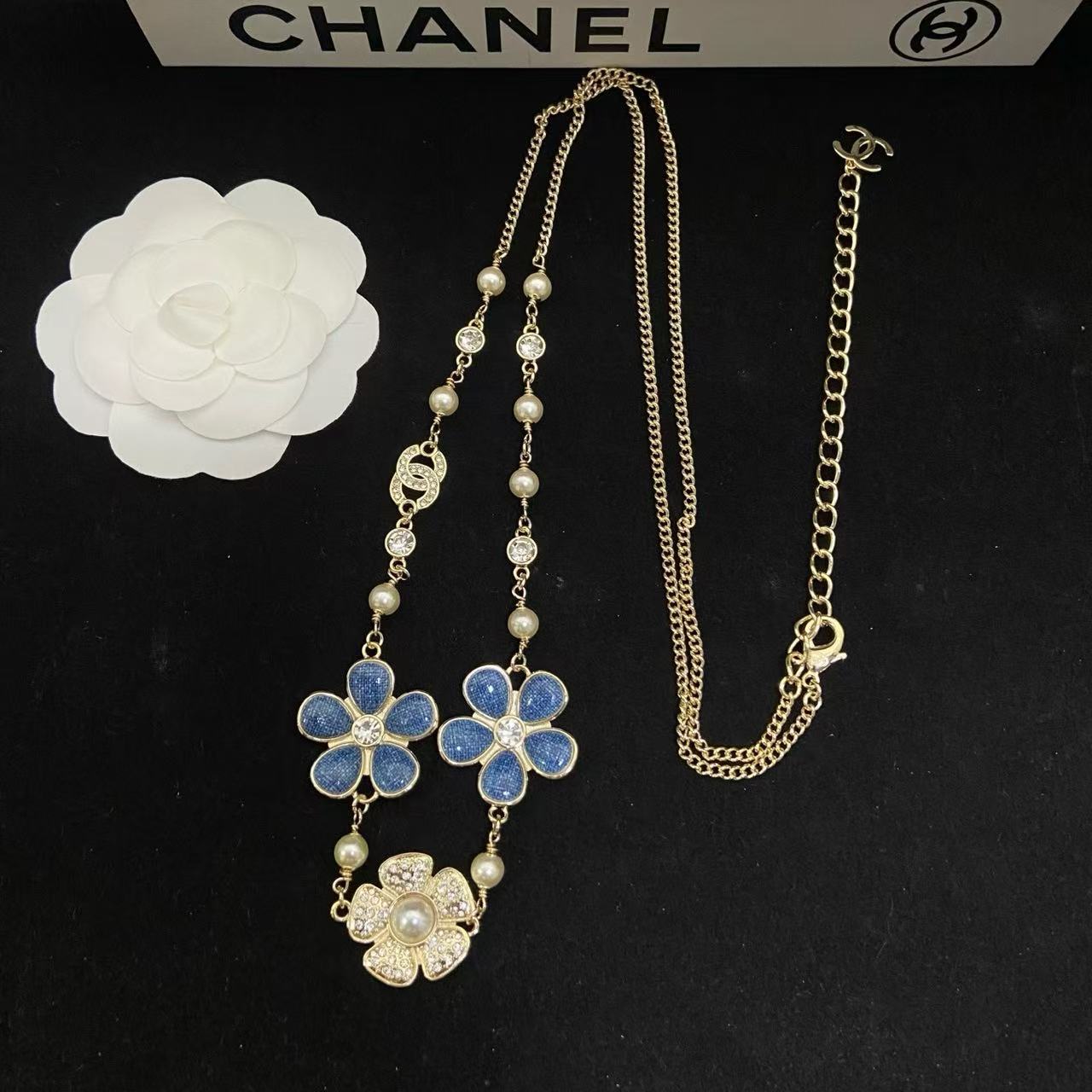 CHANE1 ブルーフラワー ダブルCネックレス【50％割引+送料無料】