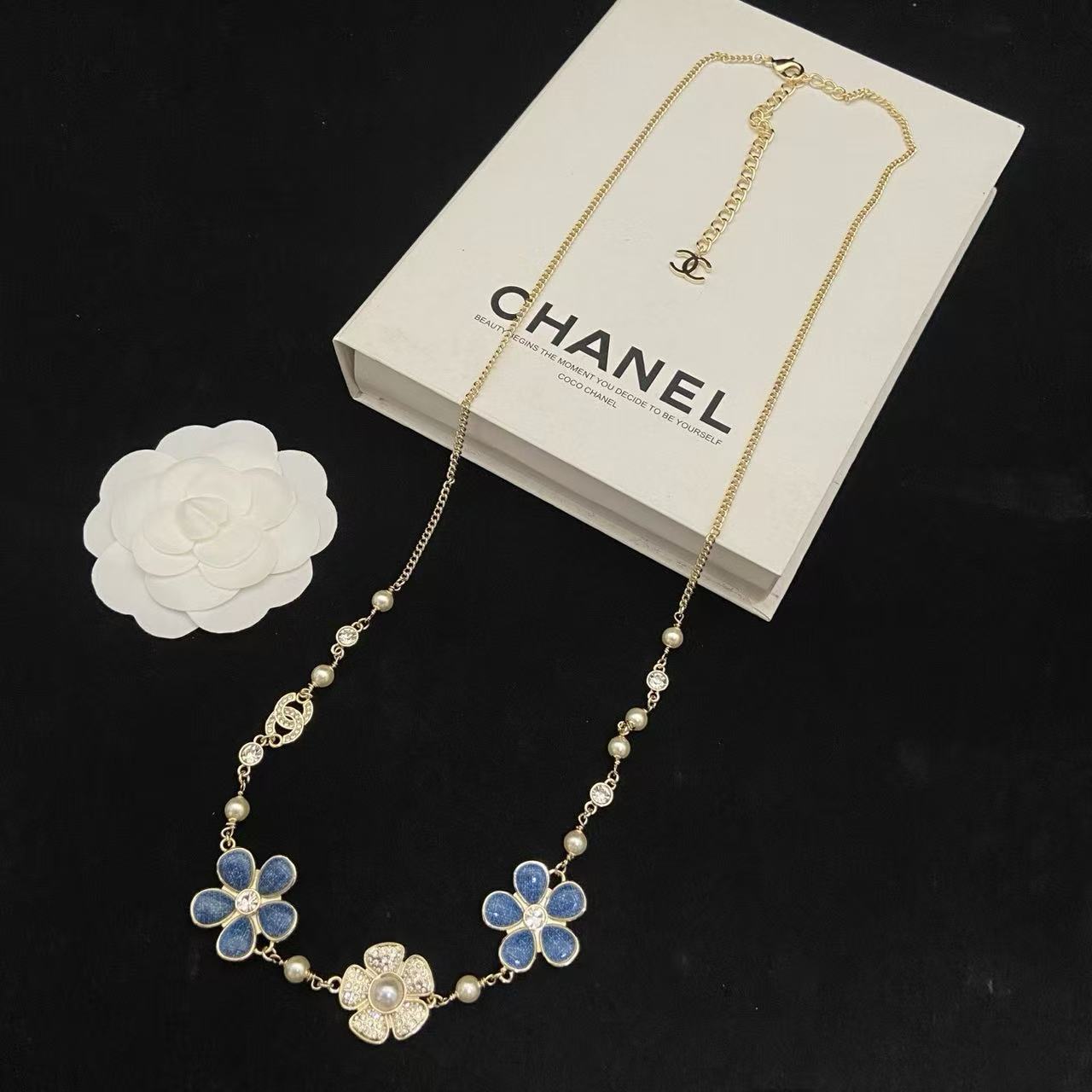 CHANE1 ブルーフラワー ダブルCネックレス【50％割引+送料無料】