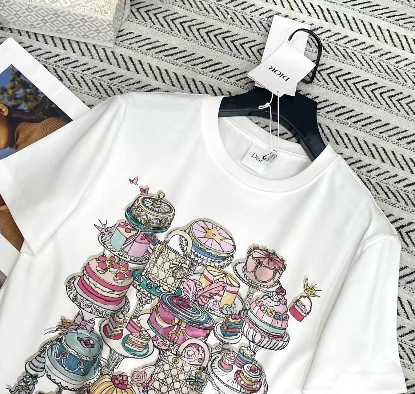 DIOR ペストリープリント レターTシャツ【50％割引+送料無料】