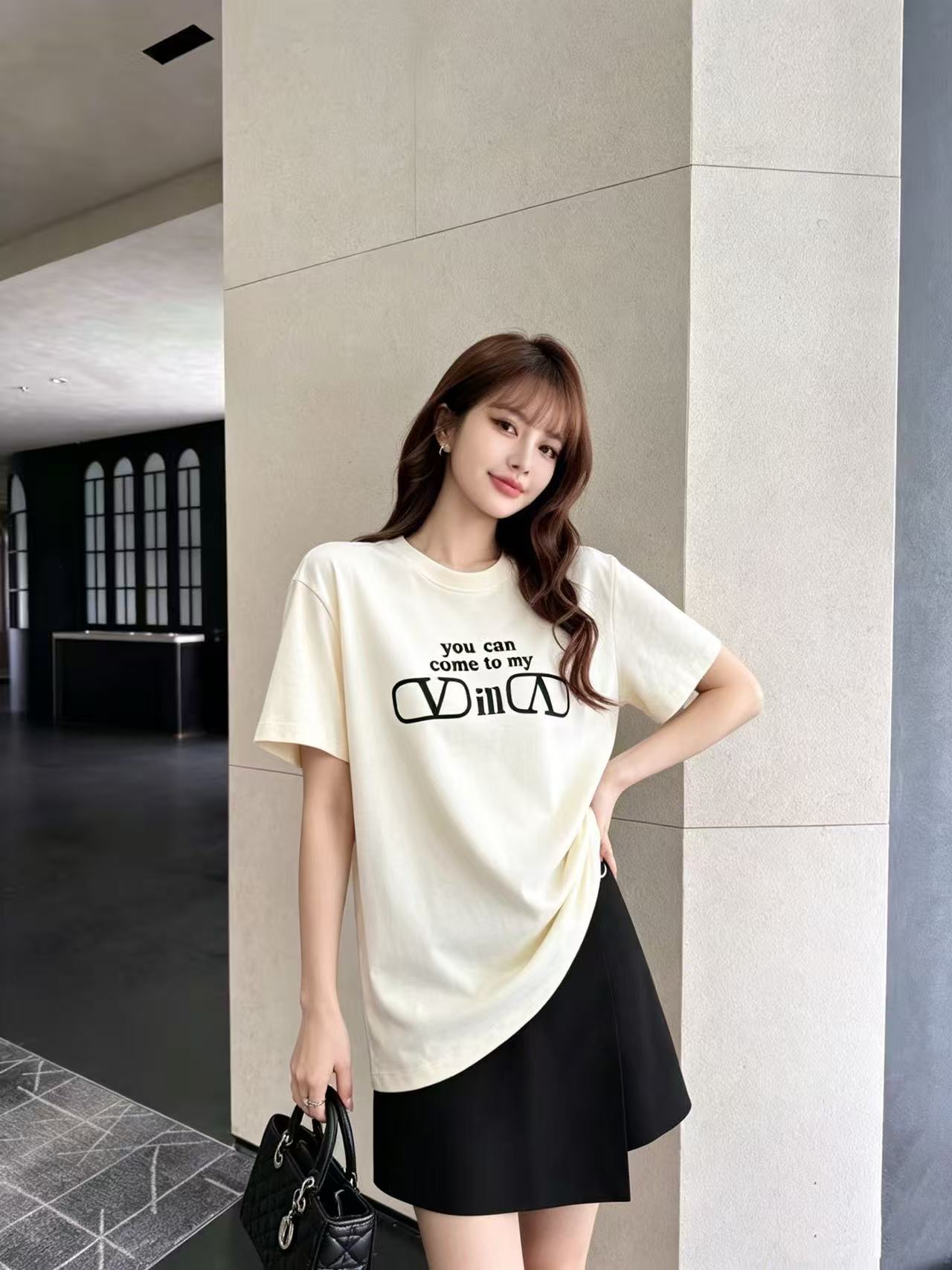 VALENT1NO シンプルレターTシャツ【50％割引+送料無料】