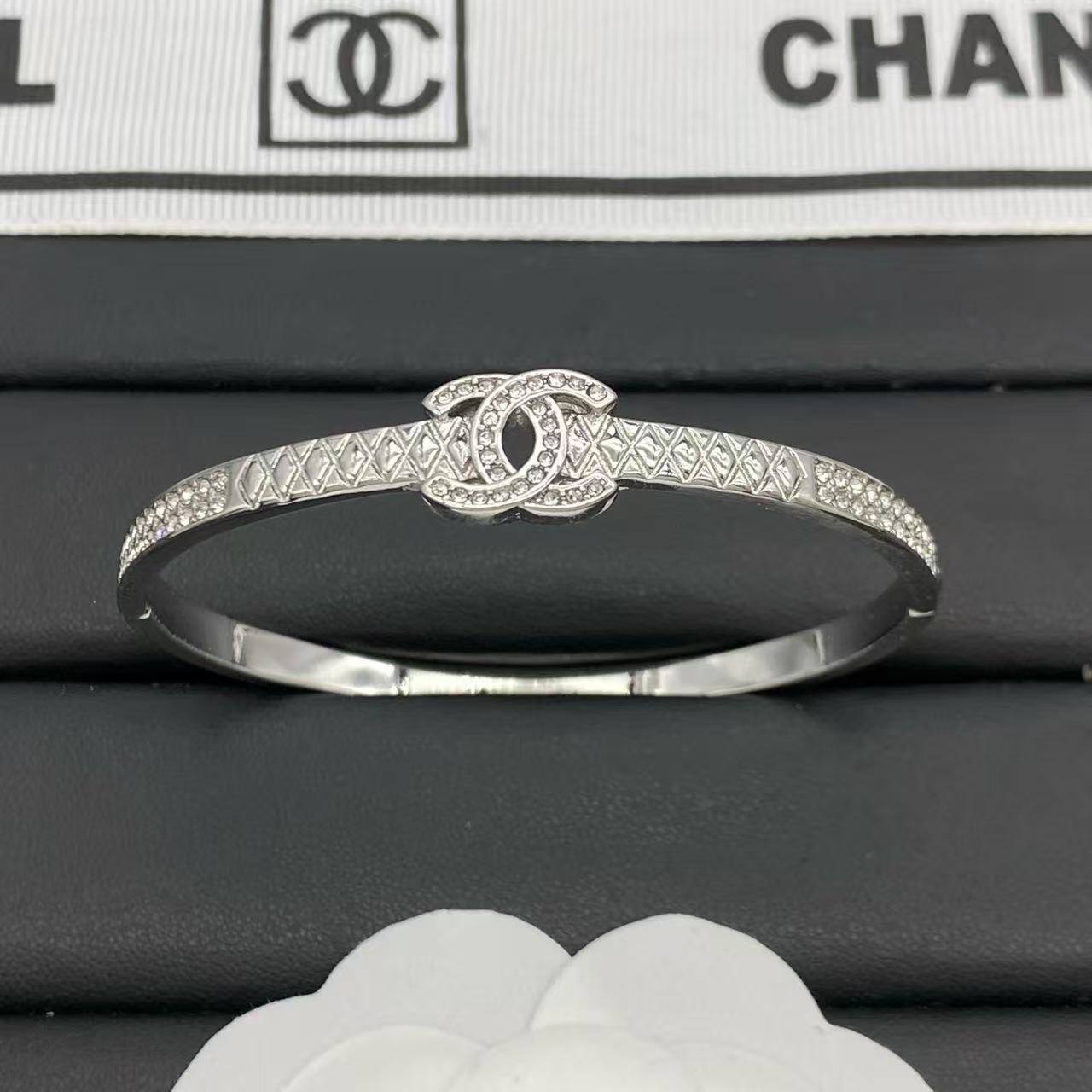 CHANE1 ダブルC ダイヤモンドブレスレット【50％割引+送料無料】