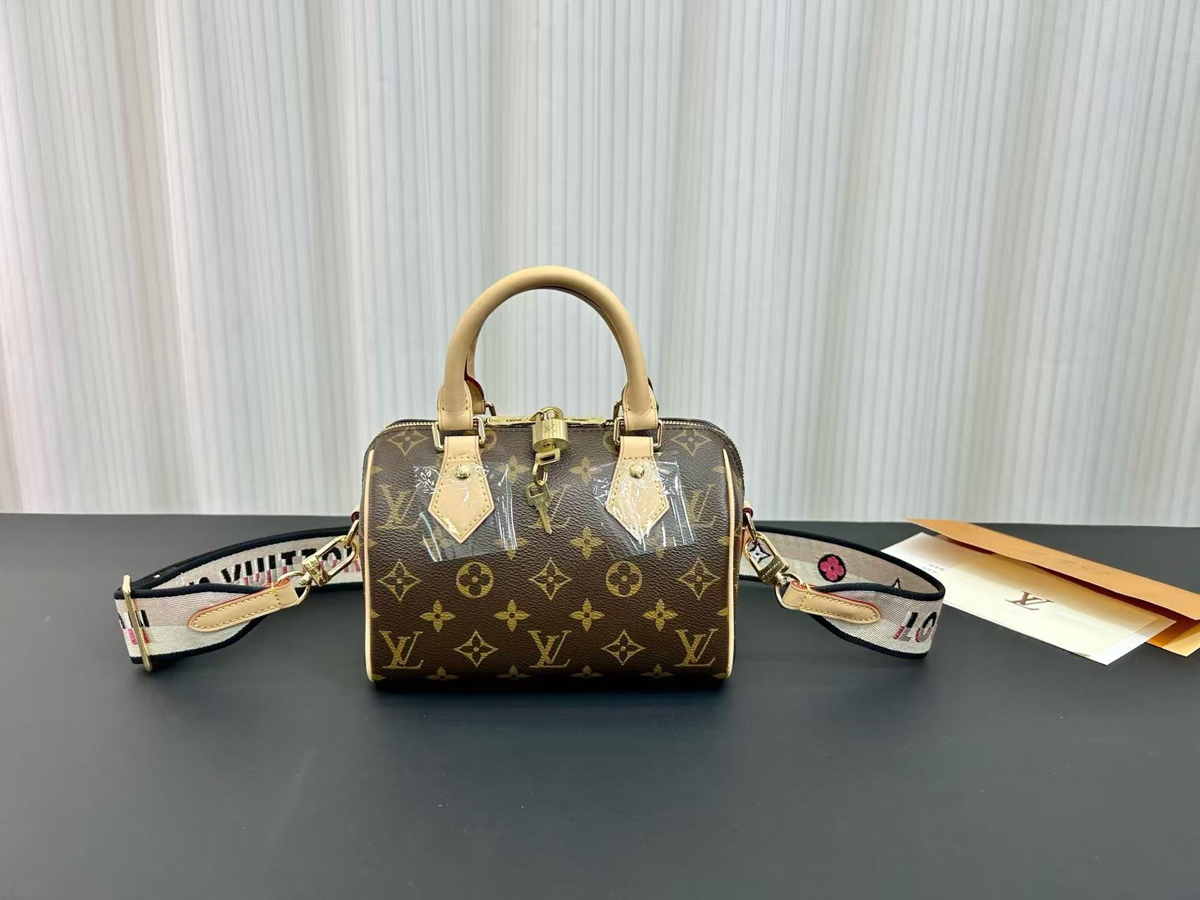 LVSpeedy20ハンドバッグ【50％割引+送料無料】