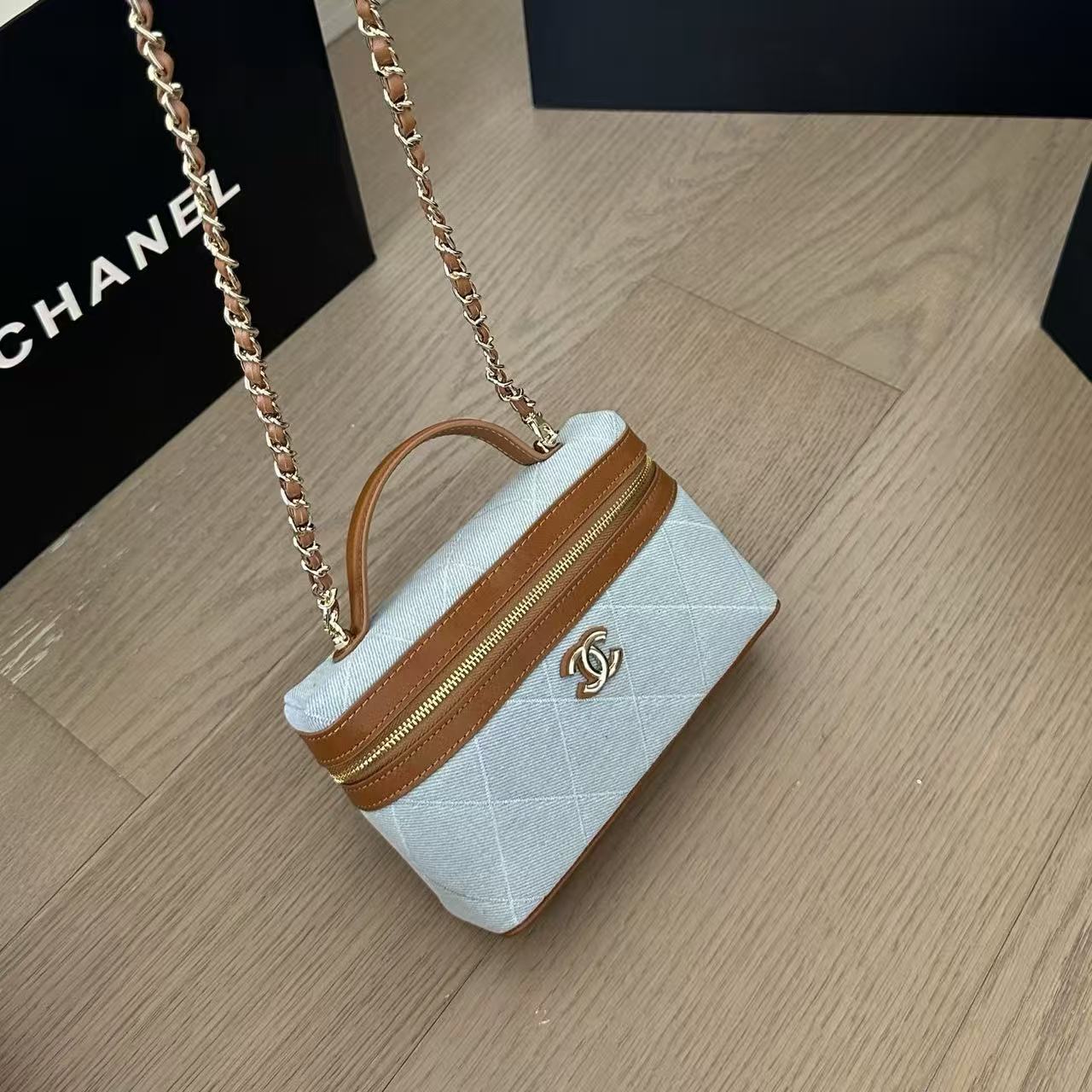 CHANE1 チェーンハンドバッグ【50％割引+送料無料】