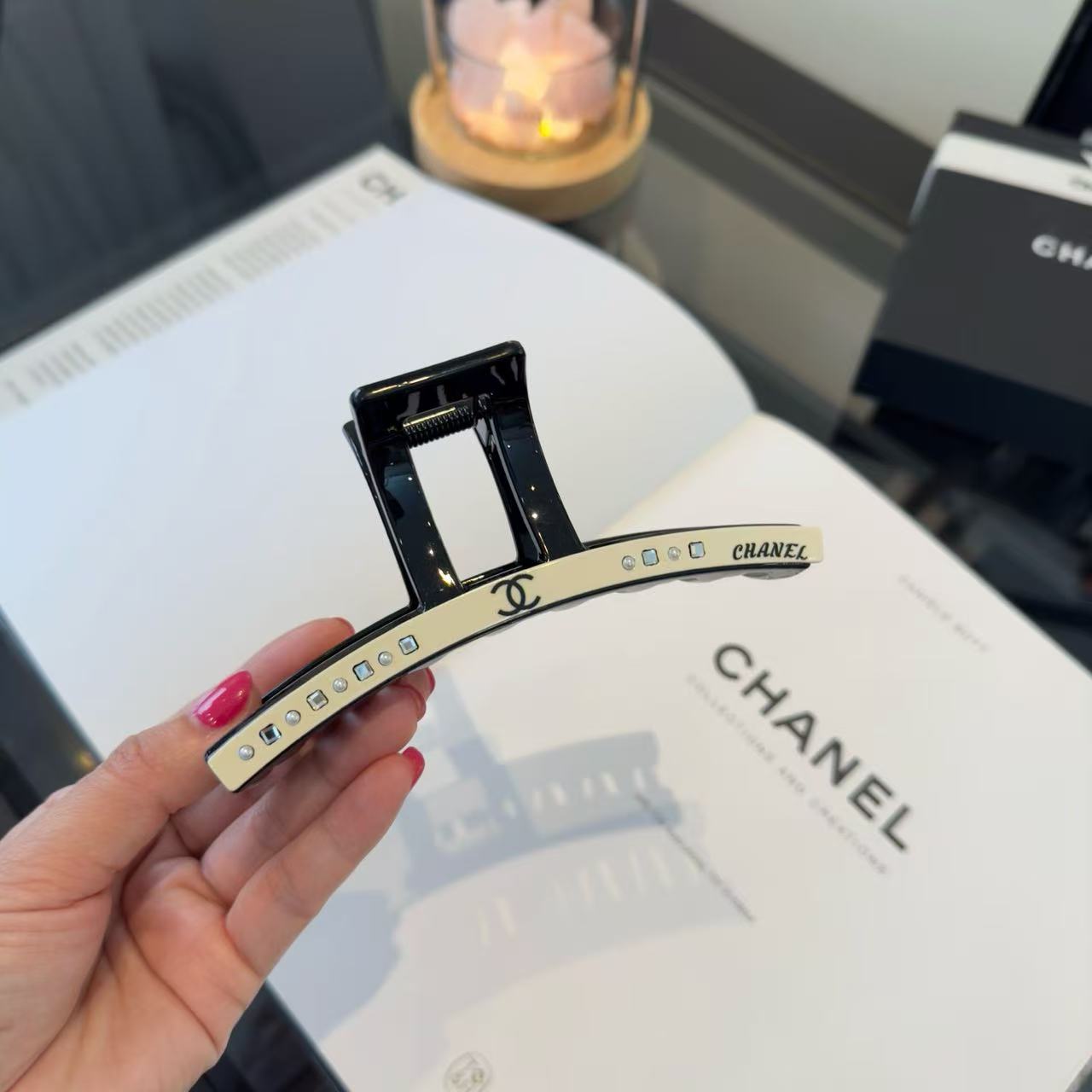 CHANE1 ダブルC カラーブロックヘアクリップ【50％割引+送料無料】