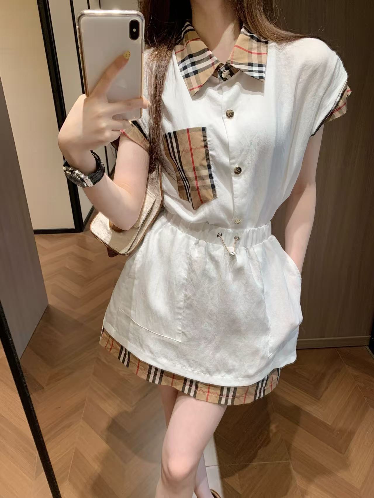 BUR8ERRY シャツとスカートのツーピースセット【50％割引+送料無料】
