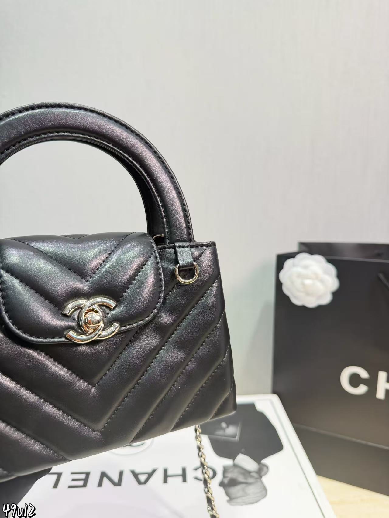 CHANE1 kellyチェーンハンドバッグ【50％割引+送料無料】