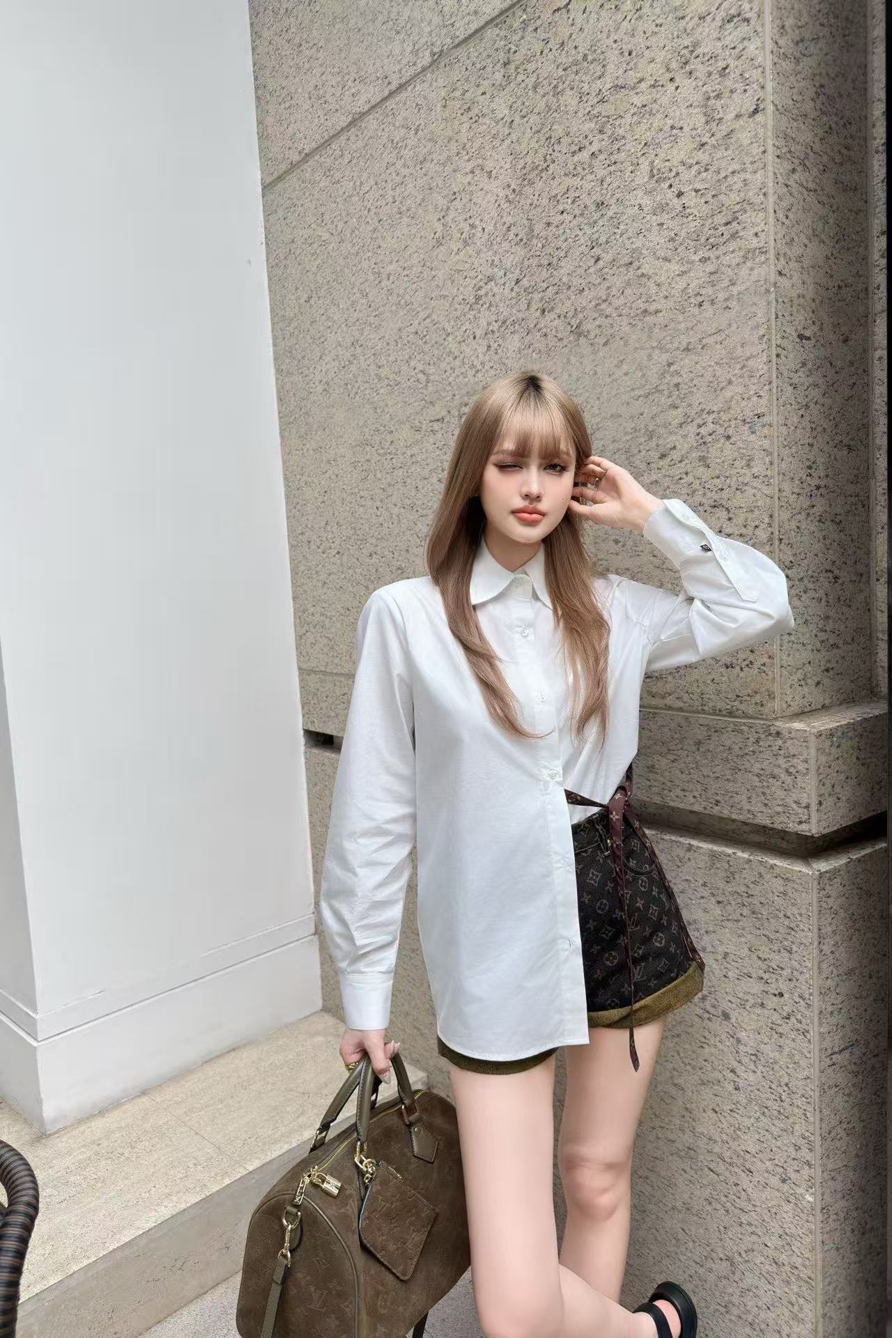 LV ミニマリスト レースアップシャツ【50％割引+送料無料】