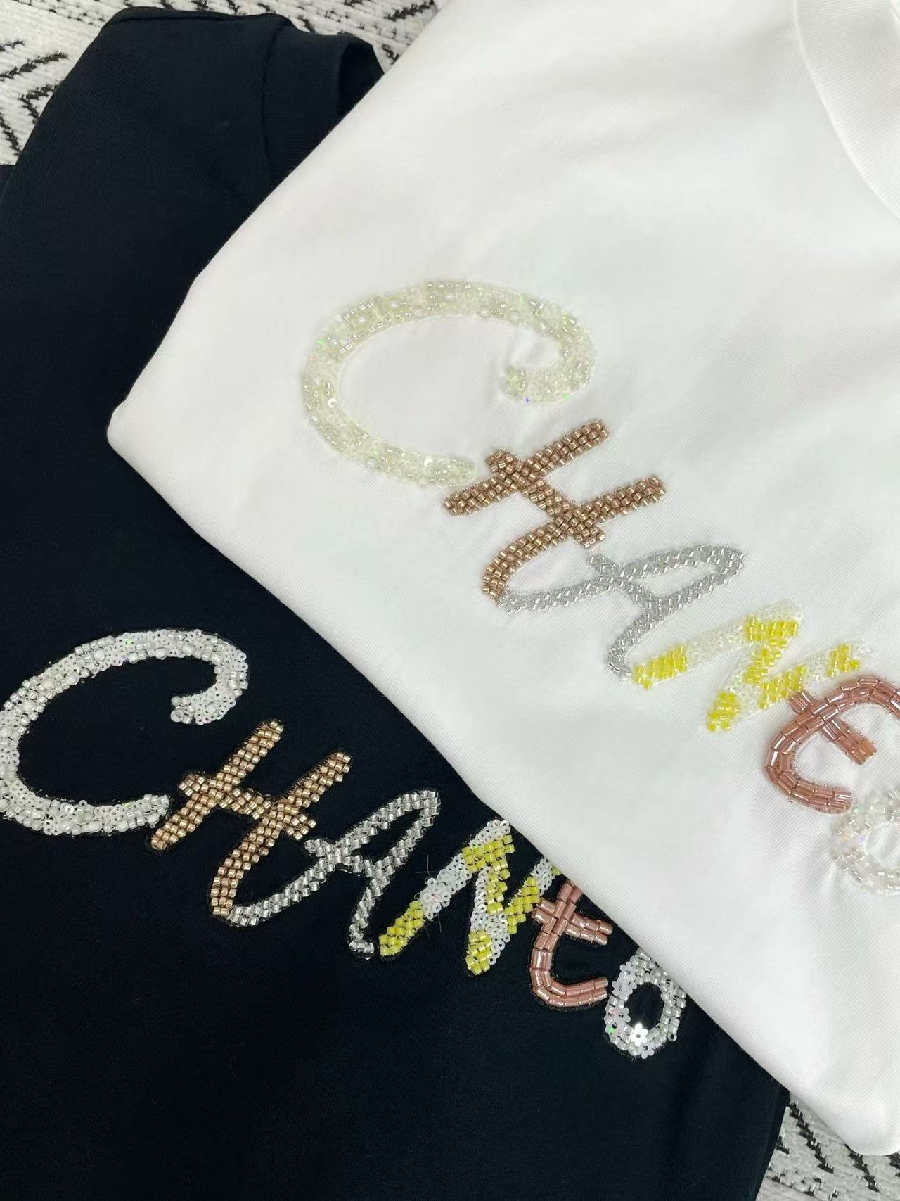 CHANE1 グラデーションレター長袖Tシャツ【50％割引+送料無料】