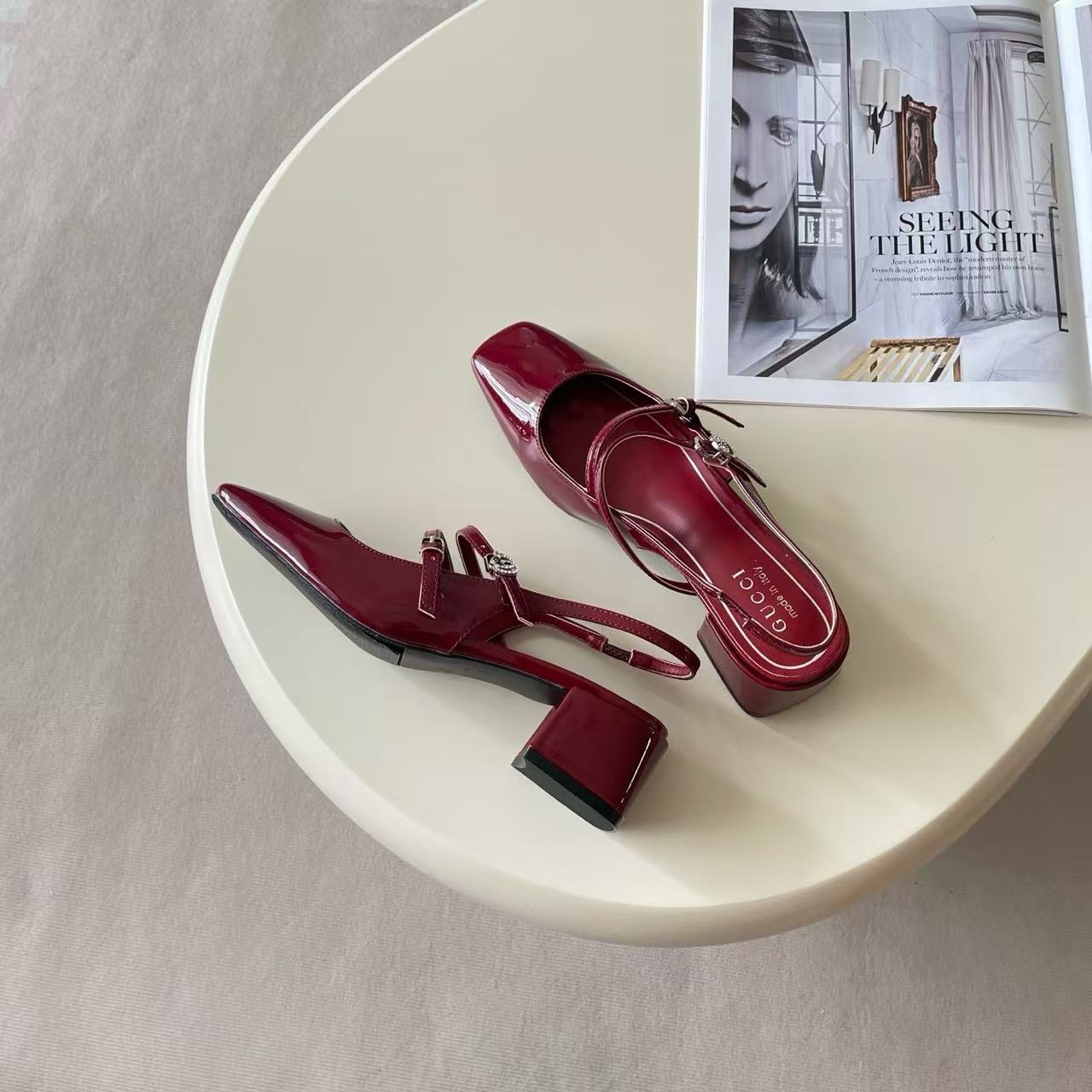 GUCCI パテントレザー ローヒールサンダル【50％割引+送料無料】