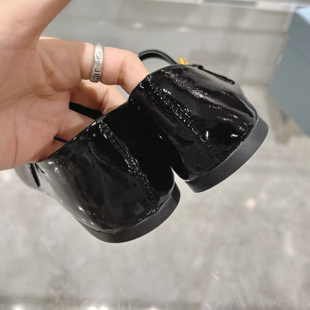 PR4DA 高品質パテントレザー・フラットシューズ【50％割引+送料無料】