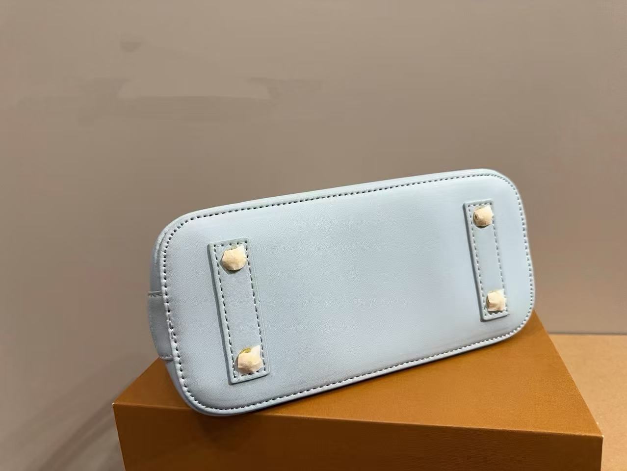 LV Alma BBハンドバッグ【50％割引+送料無料】