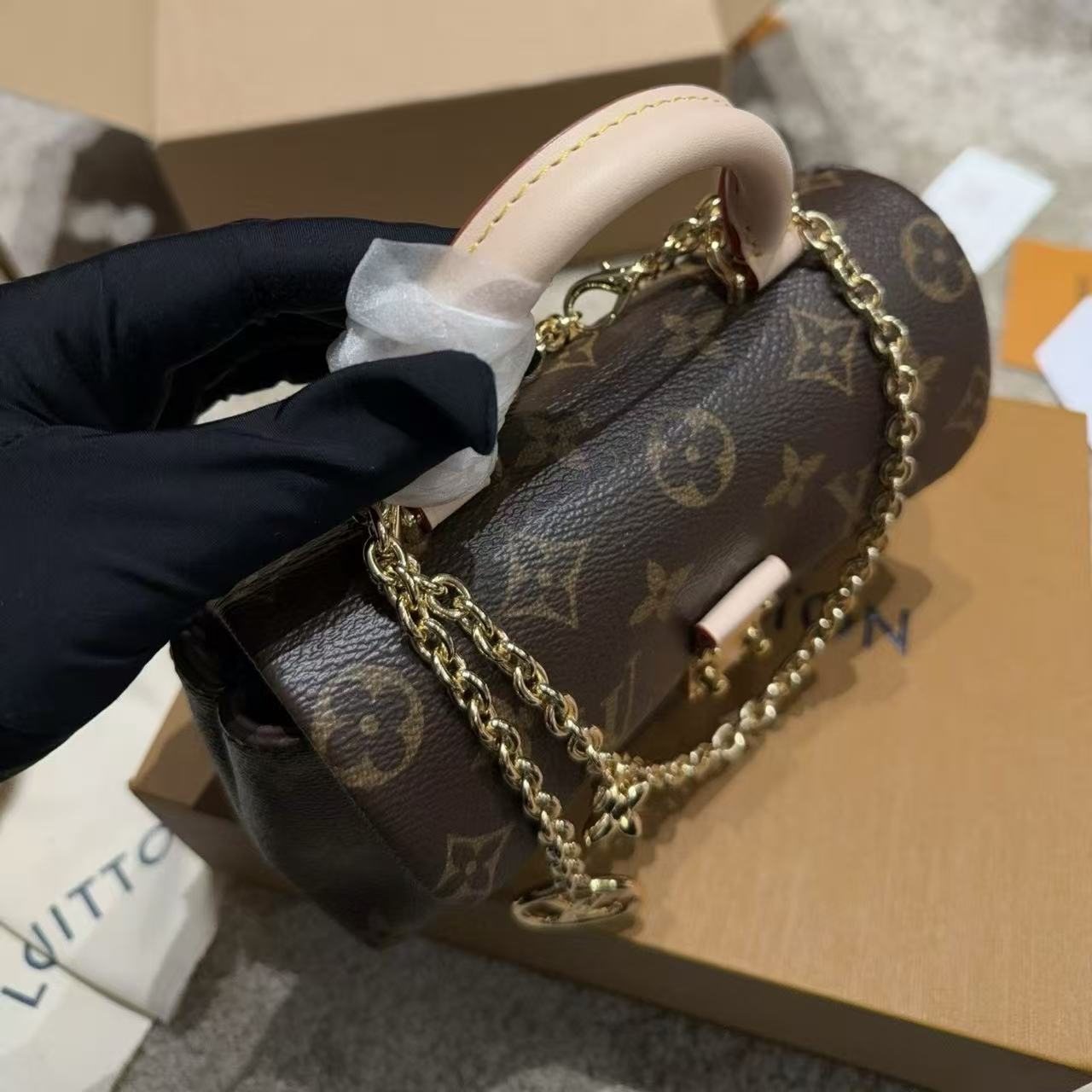 LV チェーン ハンドバッグ【50％割引+送料無料】