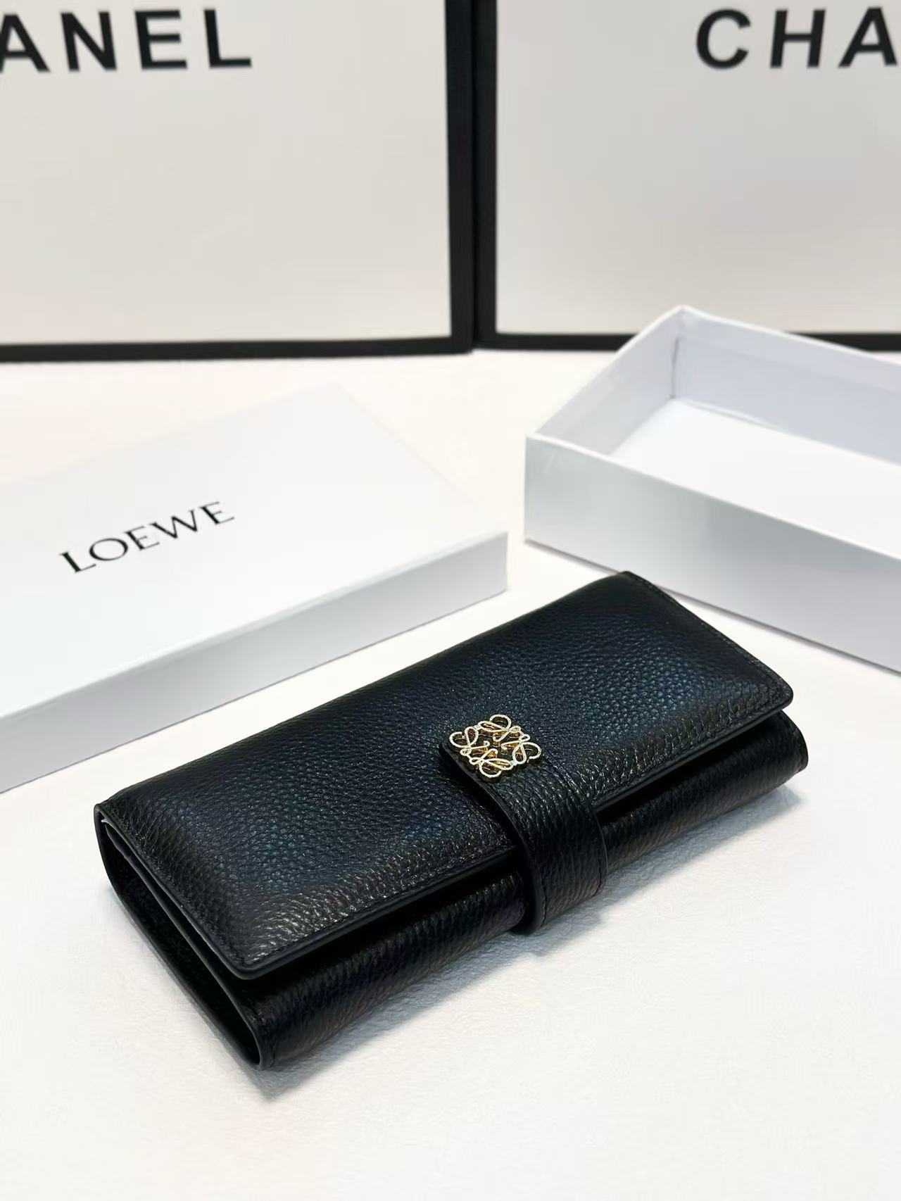 L0WEW レザー長財布【50％割引+送料無料】