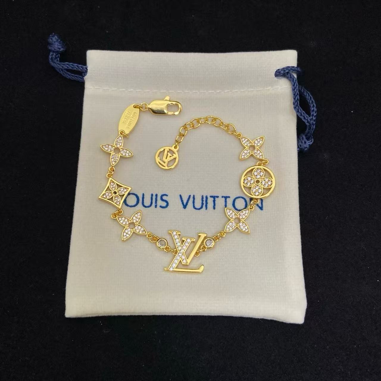LV ダイヤモンド クローバー ブレスレット＆ネックレス 2点セット【50％割引+送料無料】