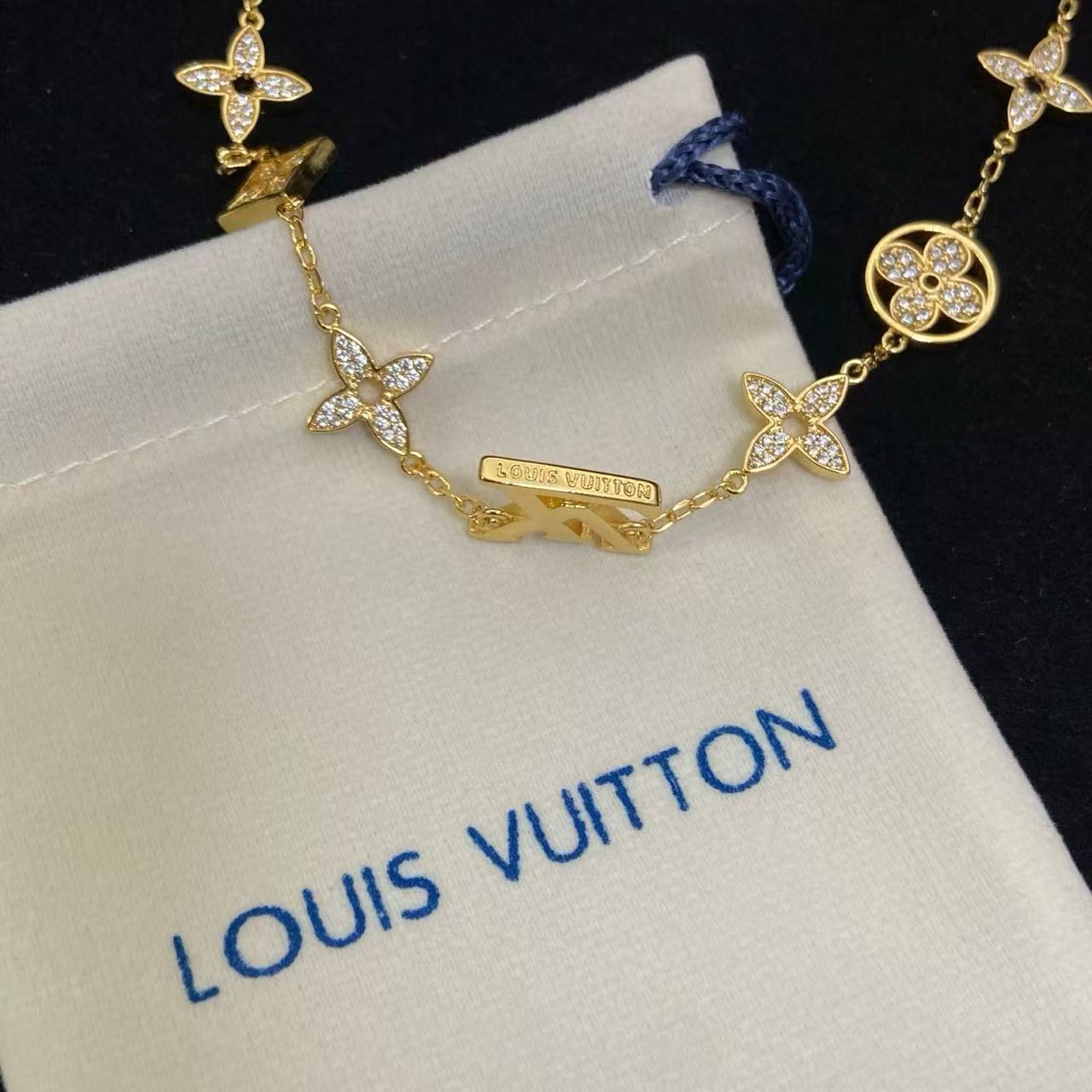 LV ダイヤモンド クローバー ブレスレット＆ネックレス 2点セット【50％割引+送料無料】