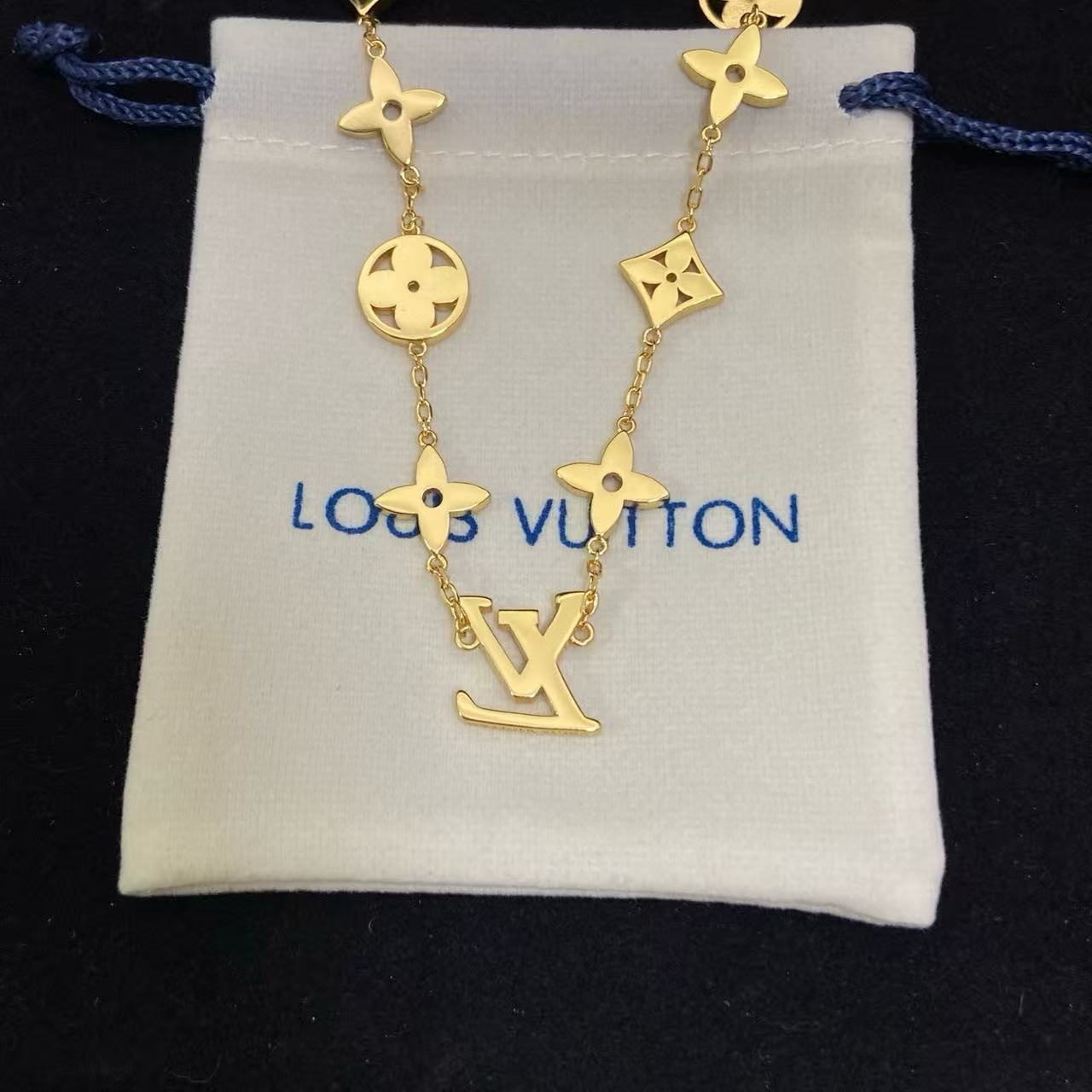 LV ダイヤモンド クローバー ブレスレット＆ネックレス 2点セット【50％割引+送料無料】