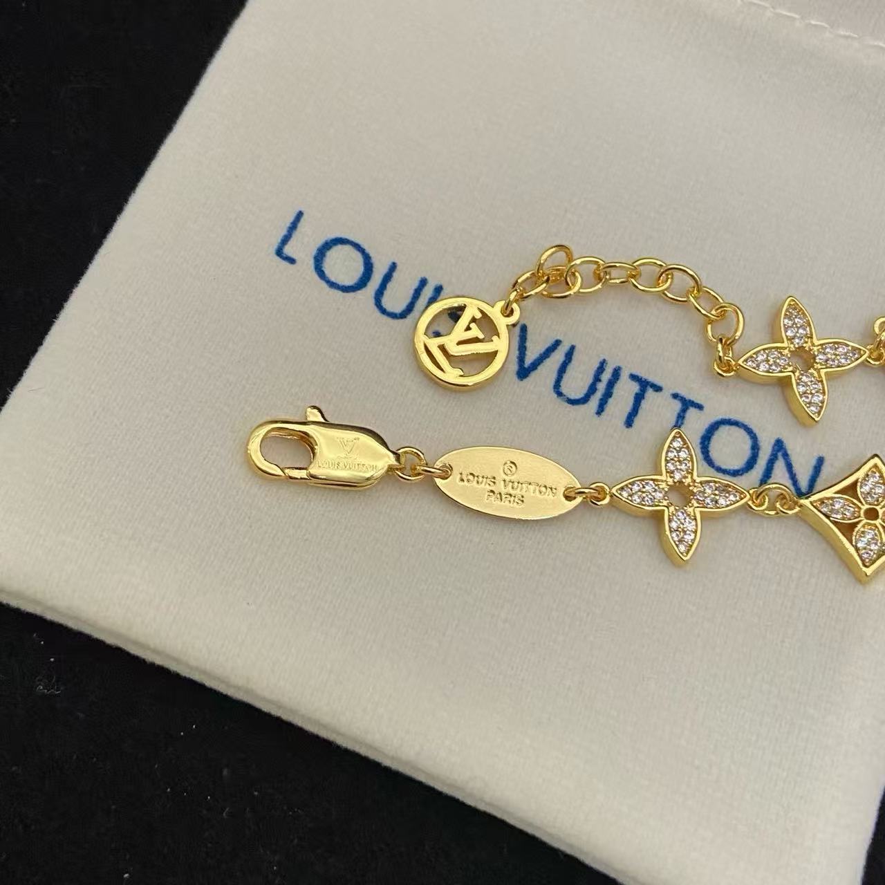 LV ダイヤモンド クローバー ブレスレット＆ネックレス 2点セット【50％割引+送料無料】
