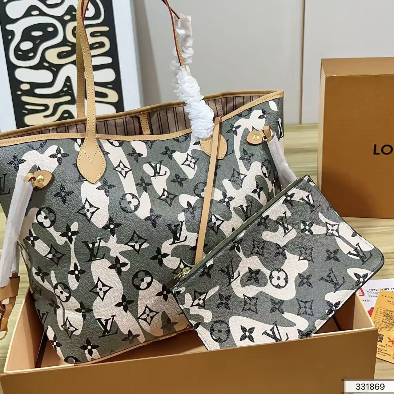 LV Neverfullショッピングバッグ【50％割引+送料無料】
