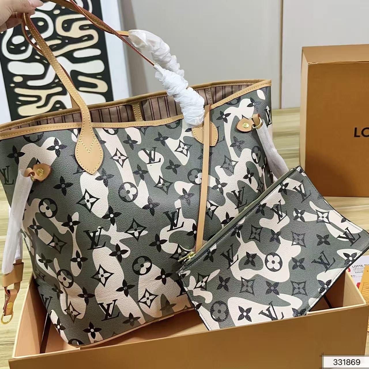 LV Neverfullショッピングバッグ【50％割引+送料無料】
