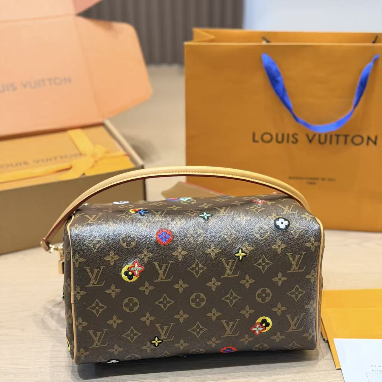 LV Speedy Softハンドバッグ【50％割引+送料無料】