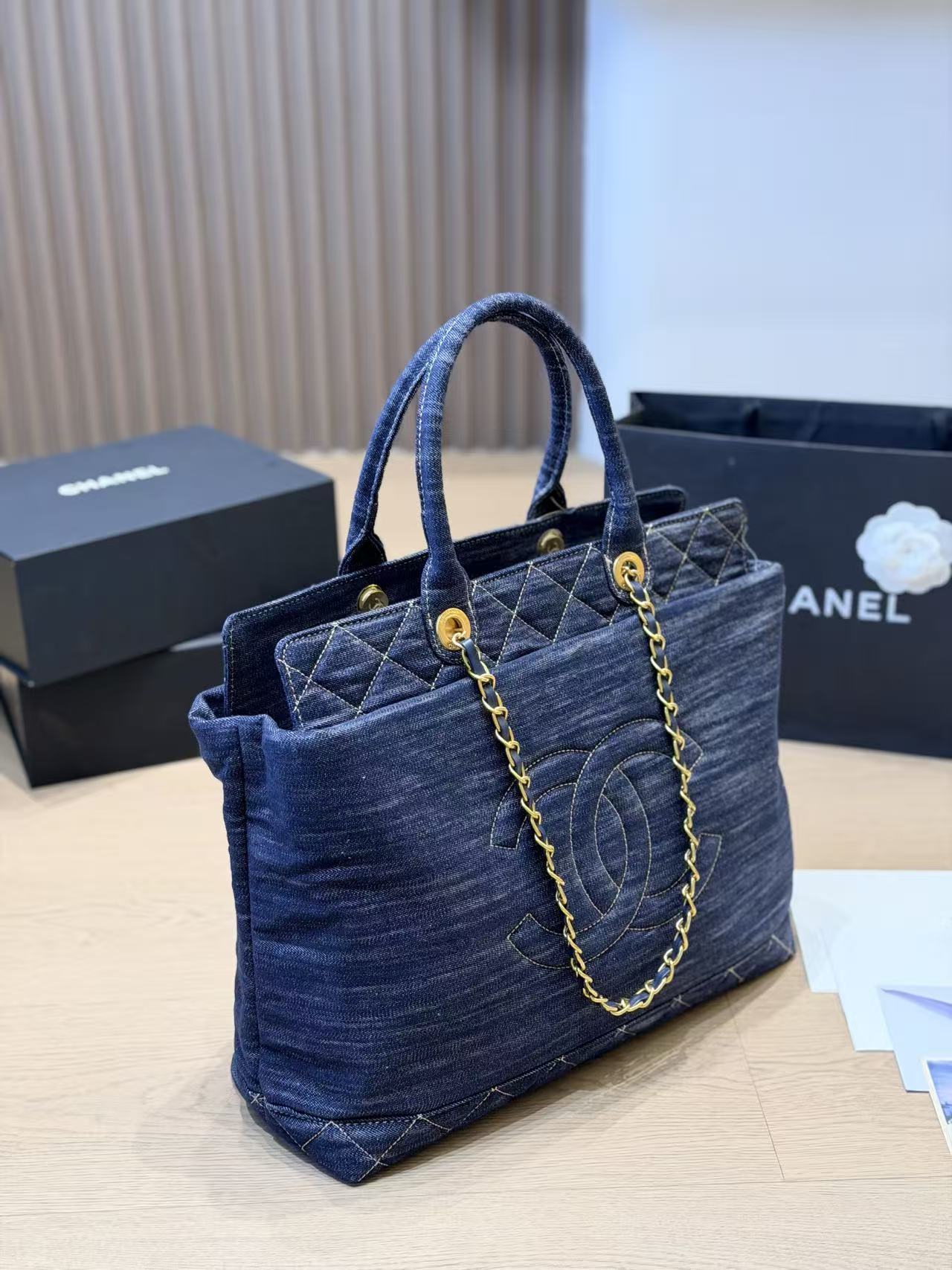 CHANE1 チェーンダブルCデニムショッピングバッグ【50％割引+送料無料】