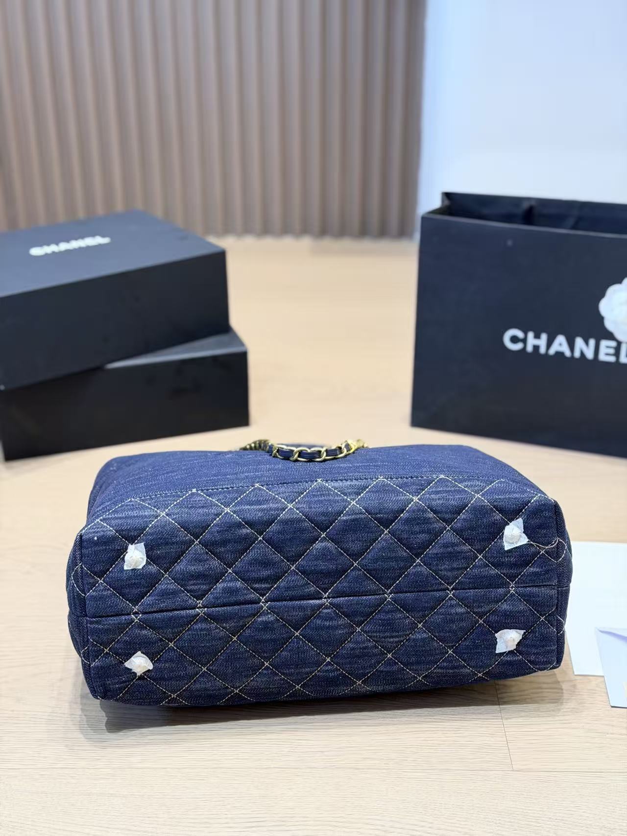 CHANE1 チェーンダブルCデニムショッピングバッグ【50％割引+送料無料】