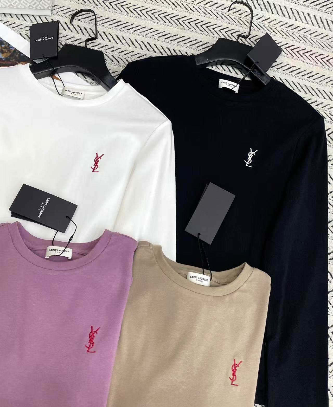 YSL刺繍ロゴ入り長袖Tシャツ【50％割引+送料無料】