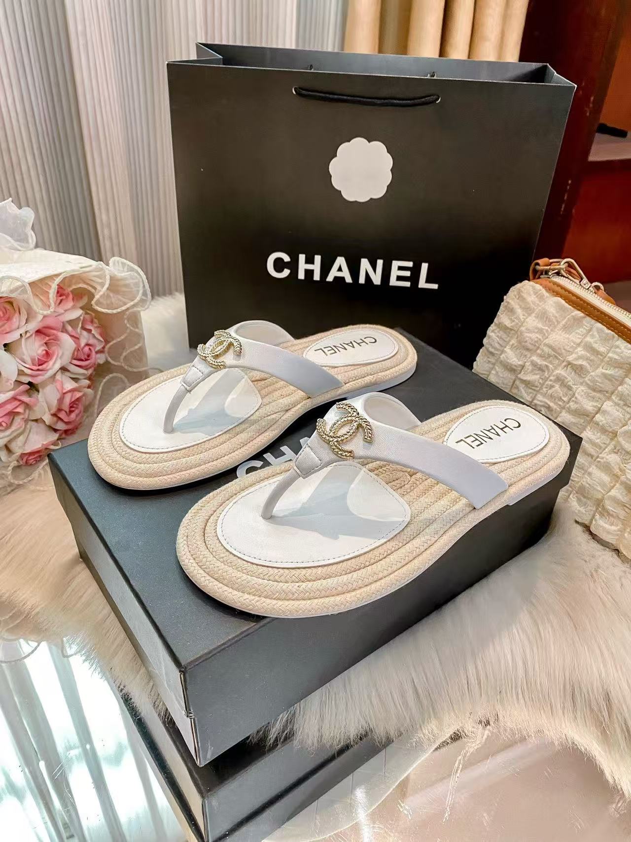 CHANE1 レザー ダブルC スリッパ【50％割引+送料無料】