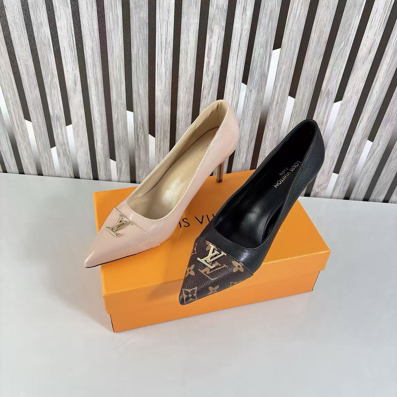 LV ポインテッドトゥ・ハイヒール【50％割引+送料無料】