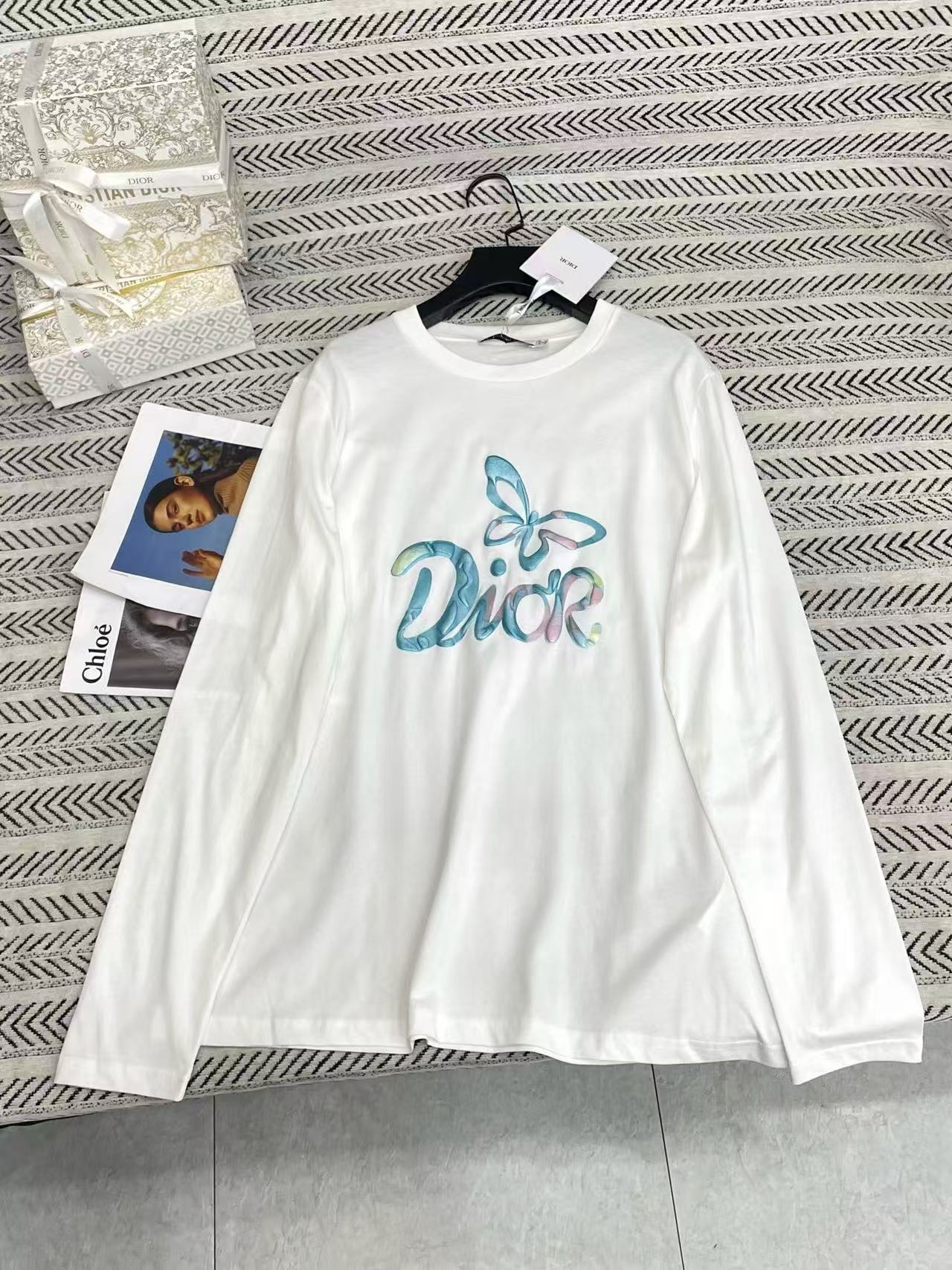 DI0Rバタフライ・レター 長袖Tシャツ【50％割引+送料無料】