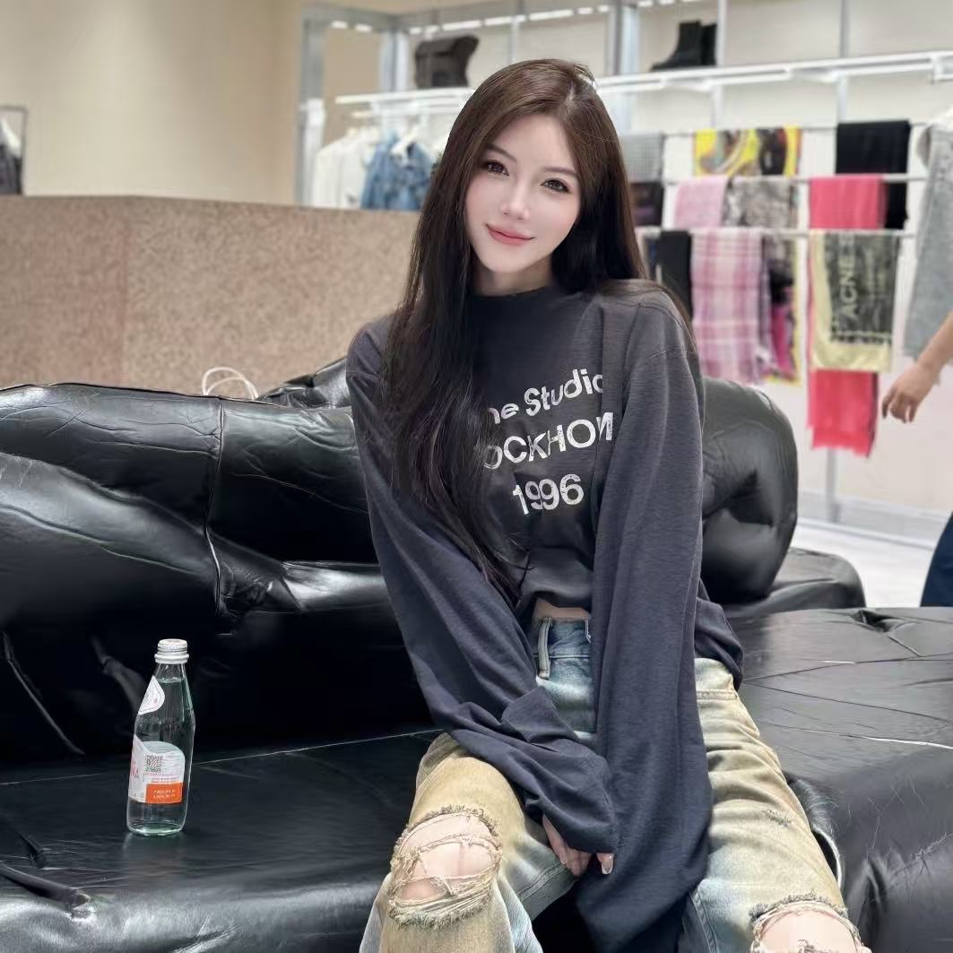 Acne Studios長袖レターTシャツ【50％割引+送料無料】