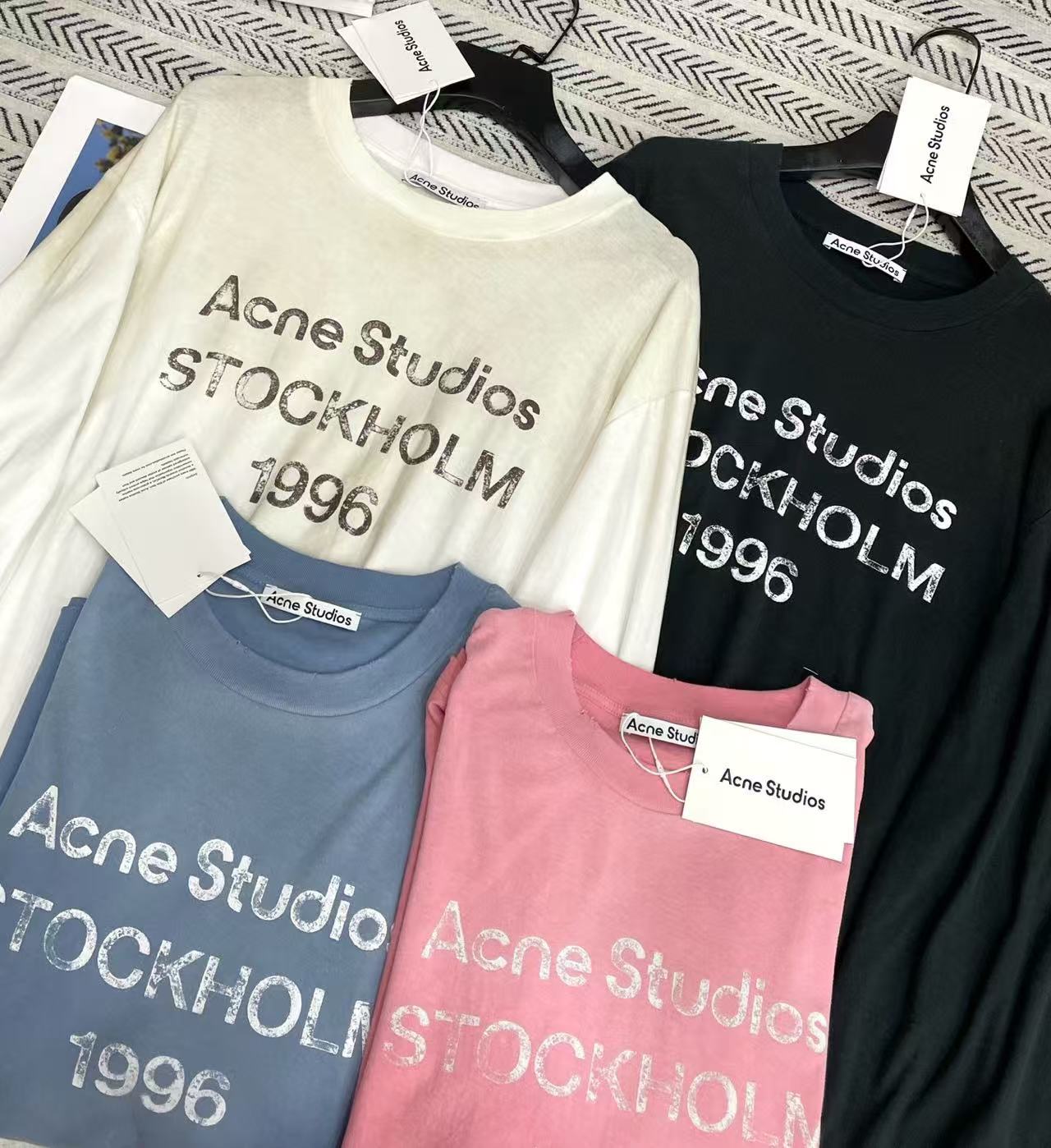 Acne Studios長袖レターTシャツ【50％割引+送料無料】