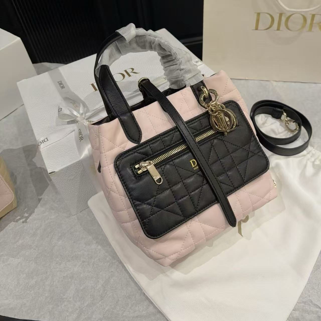 DI0R Toujoursハンドバッグ【50％割引+送料無料】