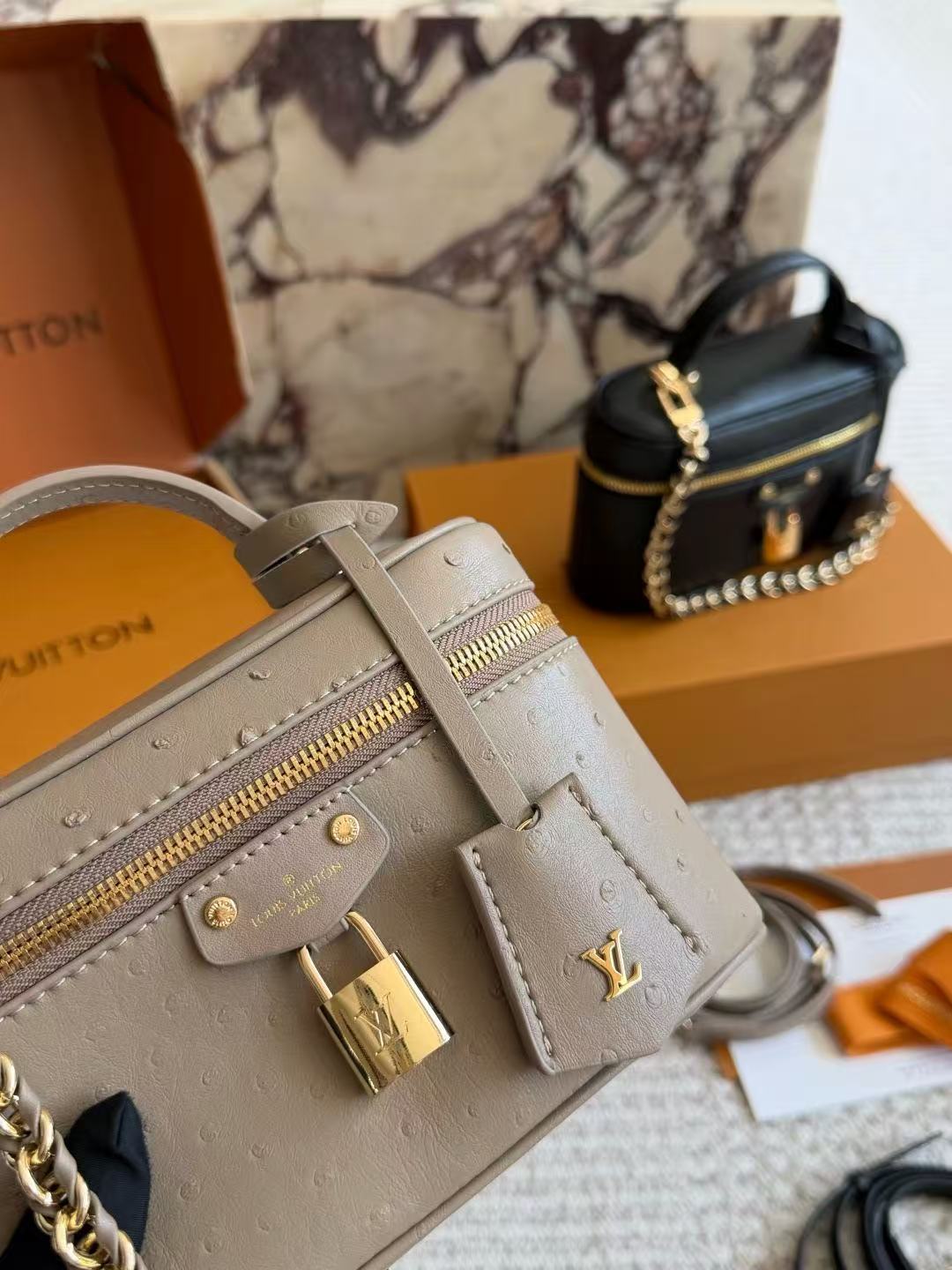 LV チェーン ハンドバッグ【50％割引+送料無料】