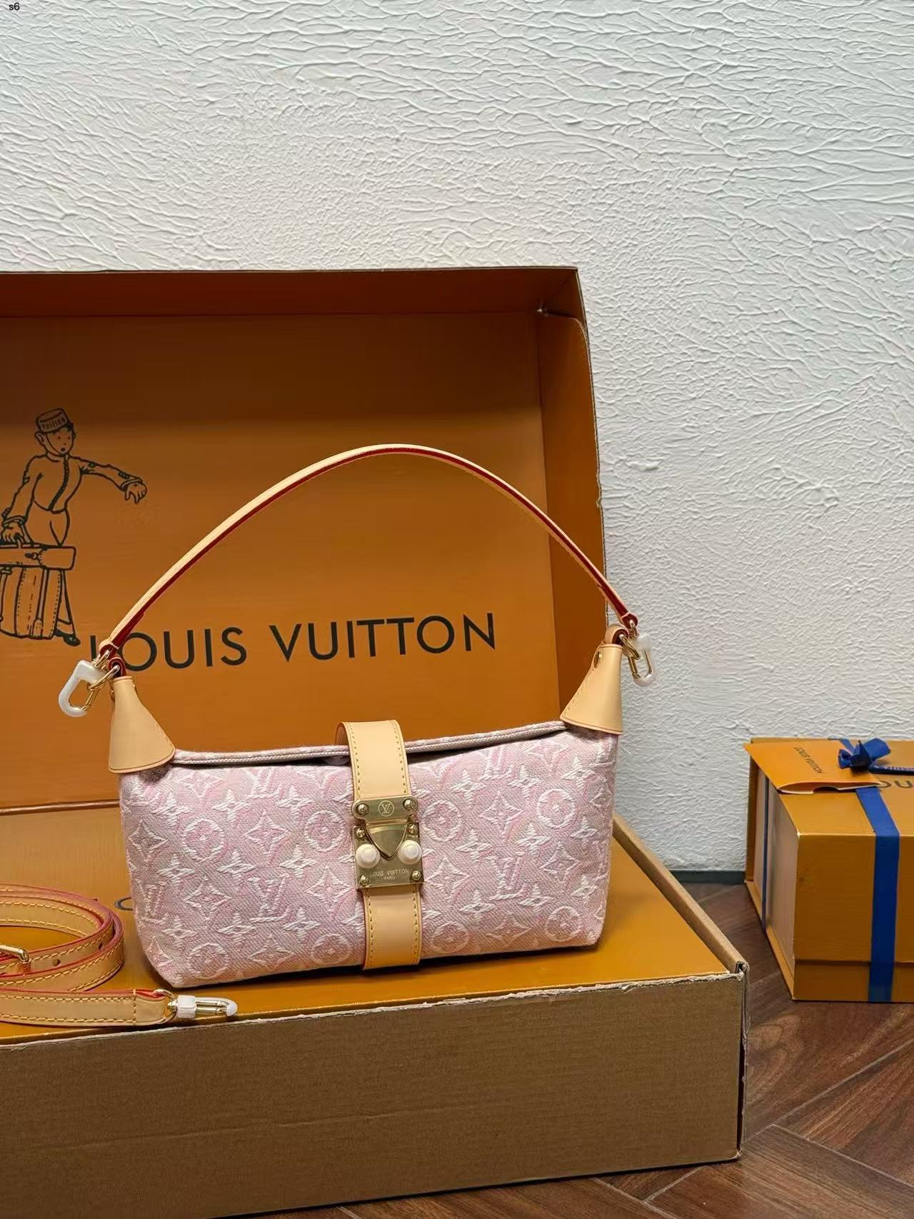 LV Monogramハンドバッグ【50％割引+送料無料】