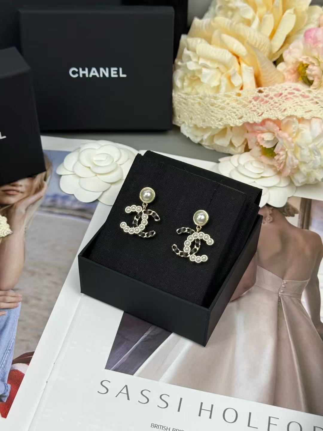 CHANE1 ダブルC レザーパールスタッドピアス【50％割引+送料無料】