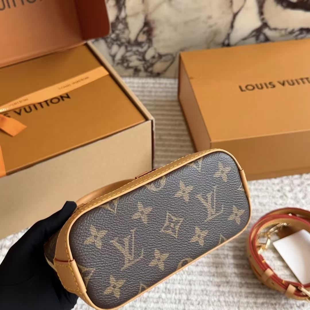 LV Alma貝殻の形をしたハンドバッグ【50％割引+送料無料】