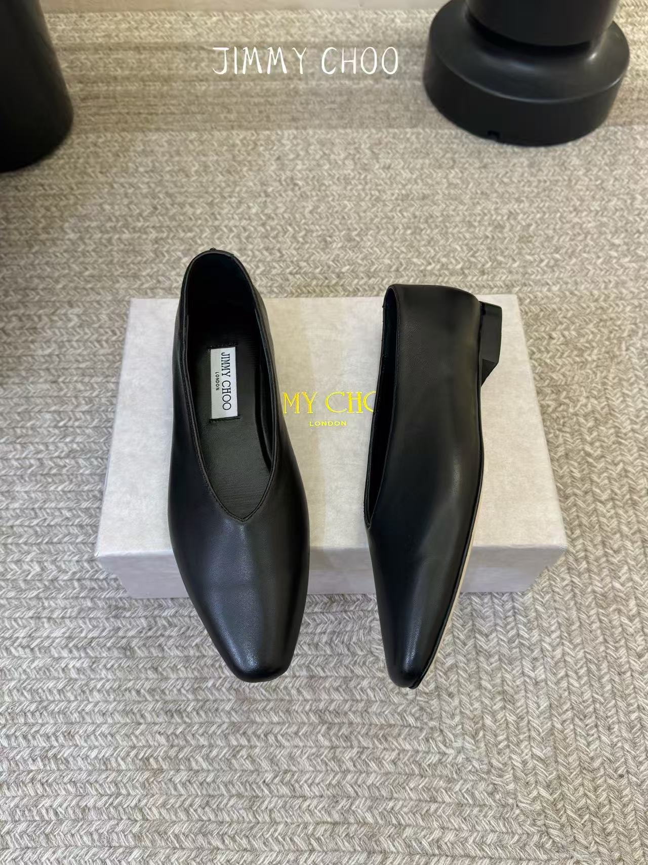jimmycho0 高品質シープスキンフラットシューズ【50％割引+送料無料】