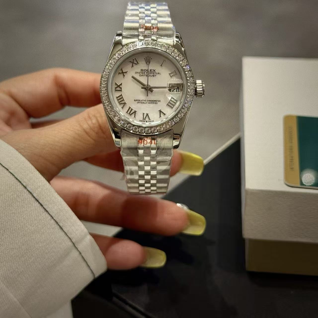 ROLEXスチールバンドのダイヤモンドウォッチ【50％割引+送料無料】