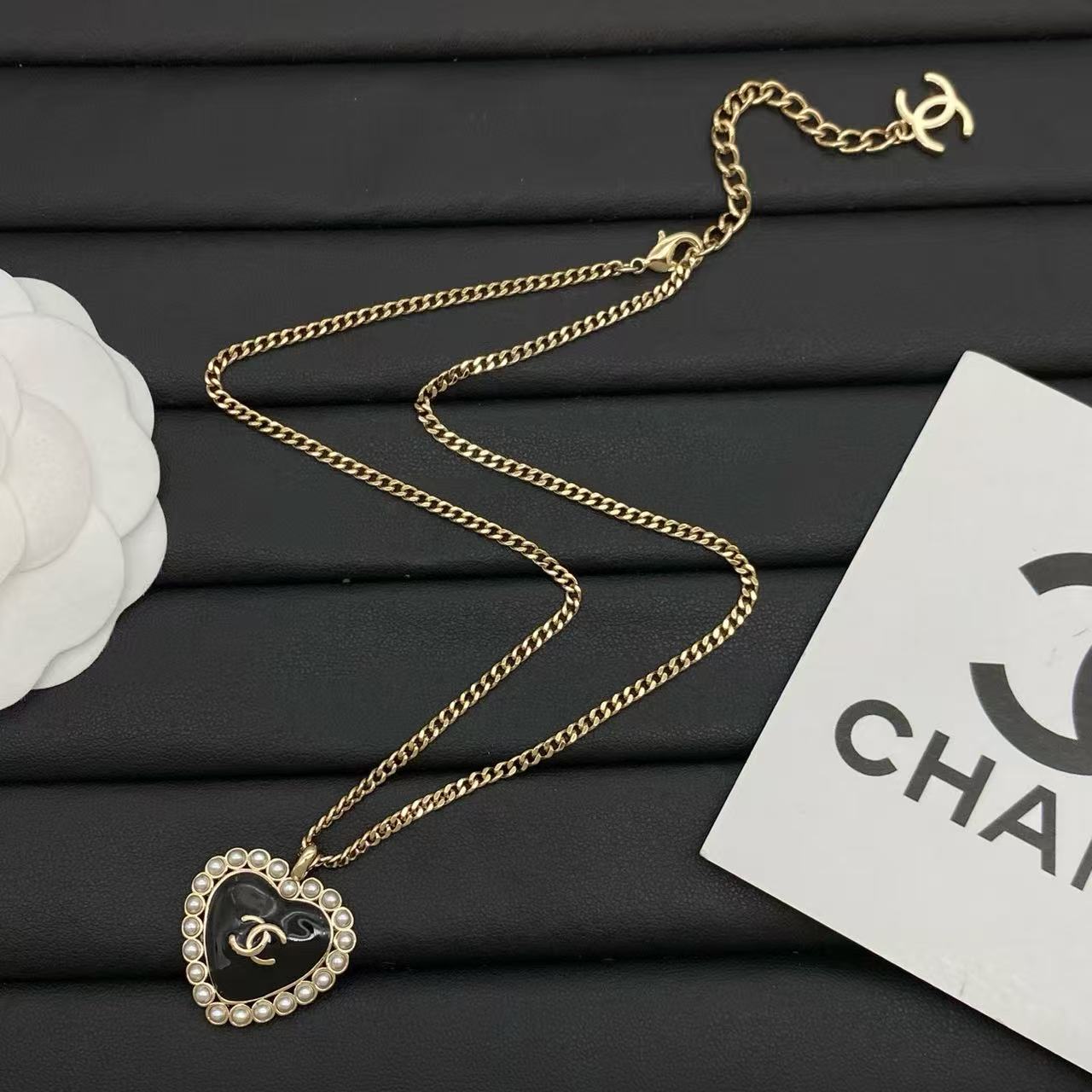 CHANE1 ダブルCハートパールネックレス【50％割引+送料無料】