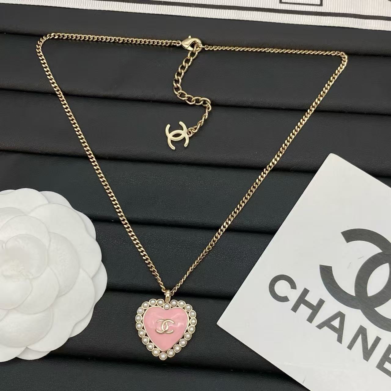 CHANE1 ダブルCハートパールネックレス【50％割引+送料無料】