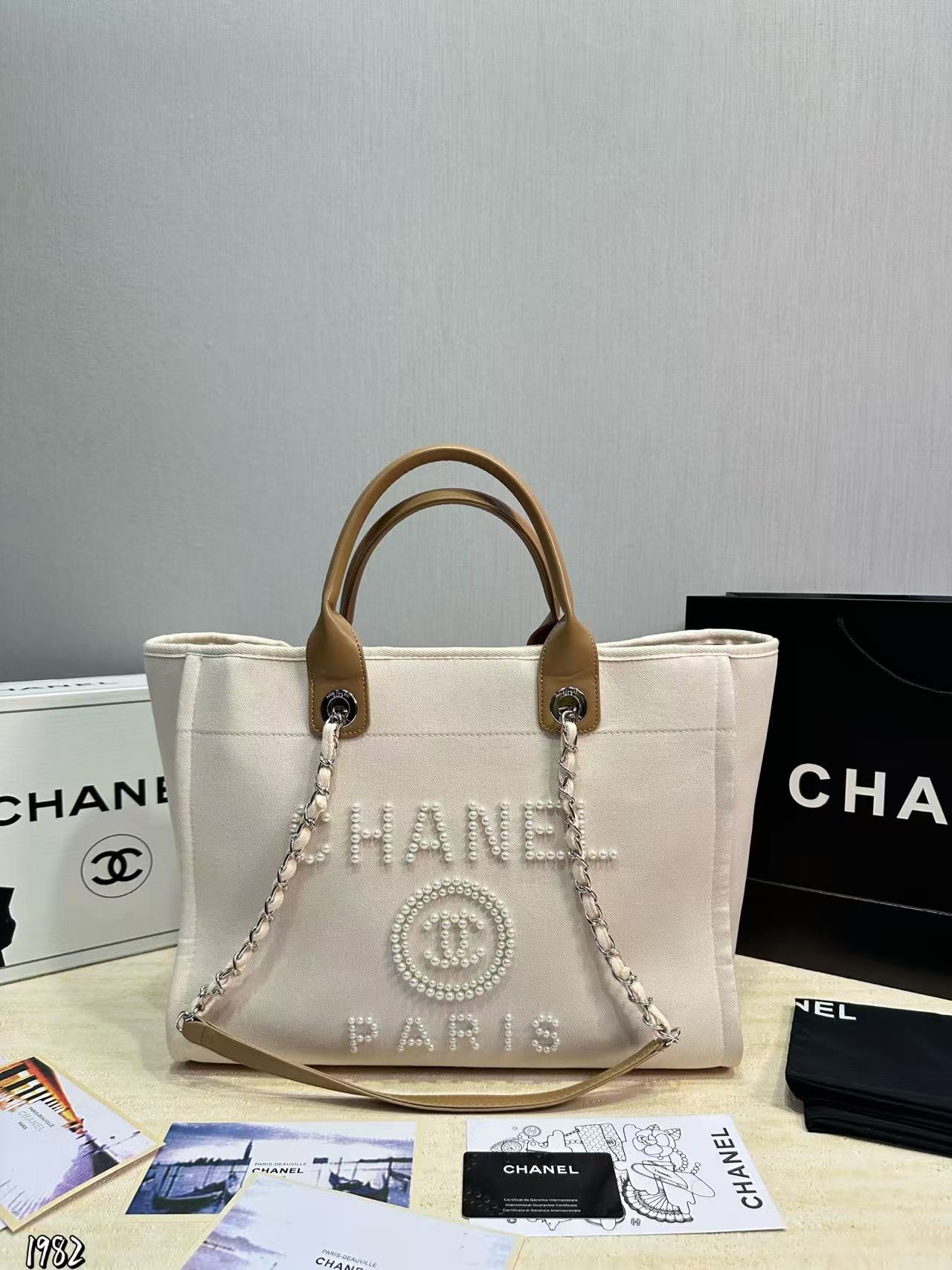 CHANE1チェーンストラップ・パール・ショッパーバッグ【50％割引+送料無料】