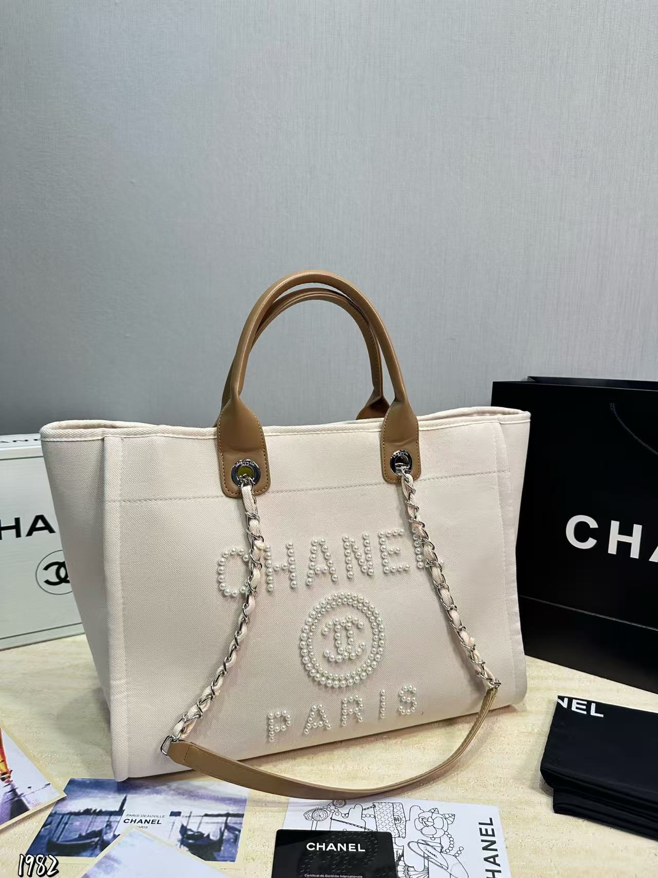 CHANE1チェーンストラップ・パール・ショッパーバッグ【50％割引+送料無料】