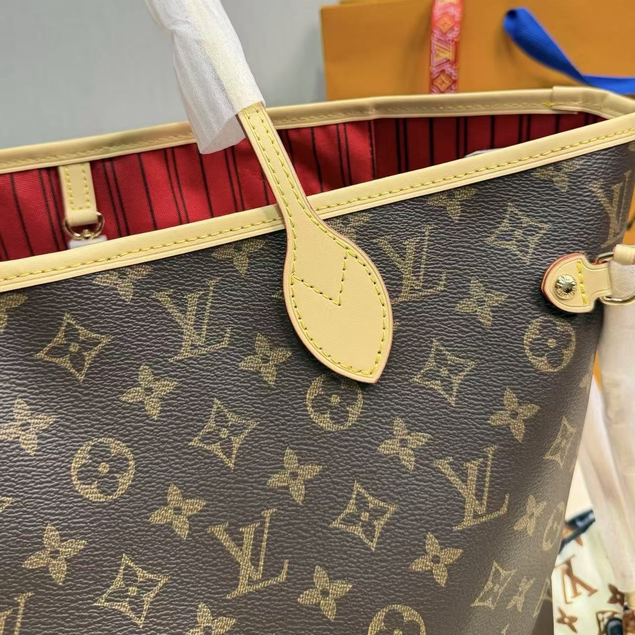 LV Neverfullショッピングバッグ【50％割引+送料無料】