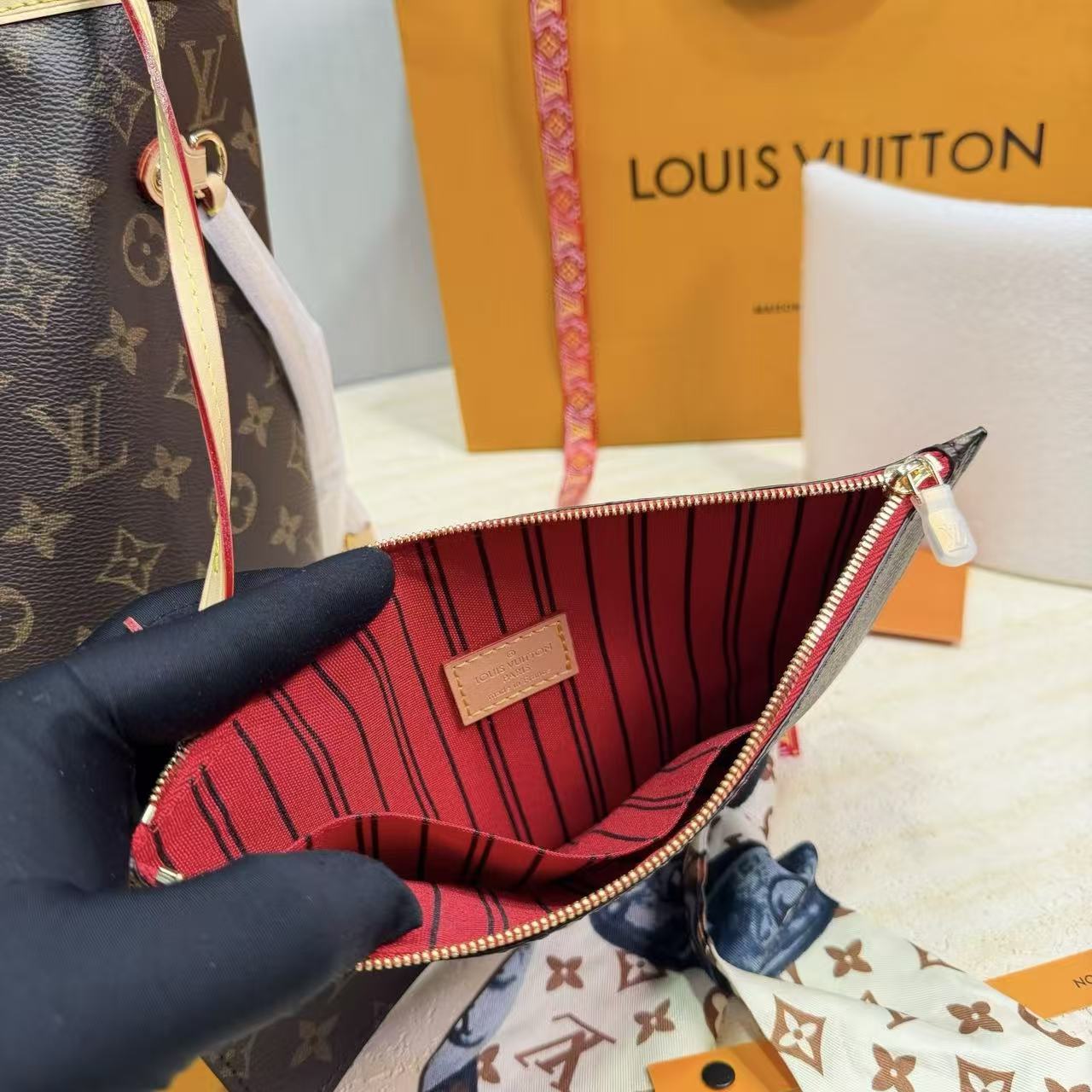LV Neverfullショッピングバッグ【50％割引+送料無料】