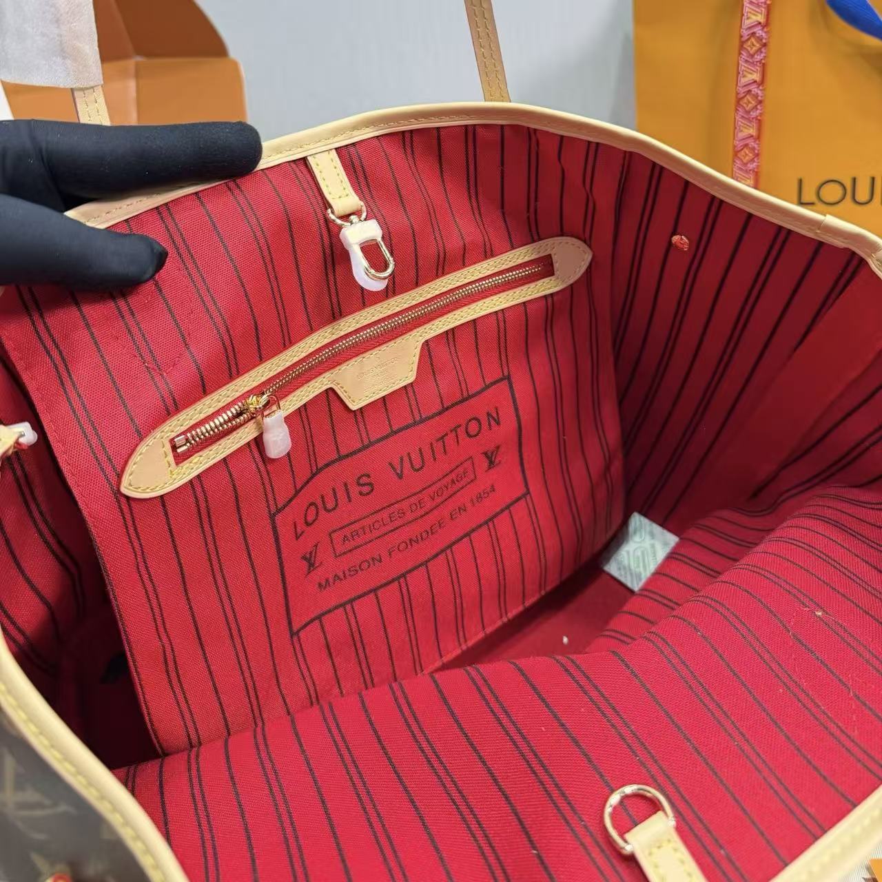 LV Neverfullショッピングバッグ【50％割引+送料無料】
