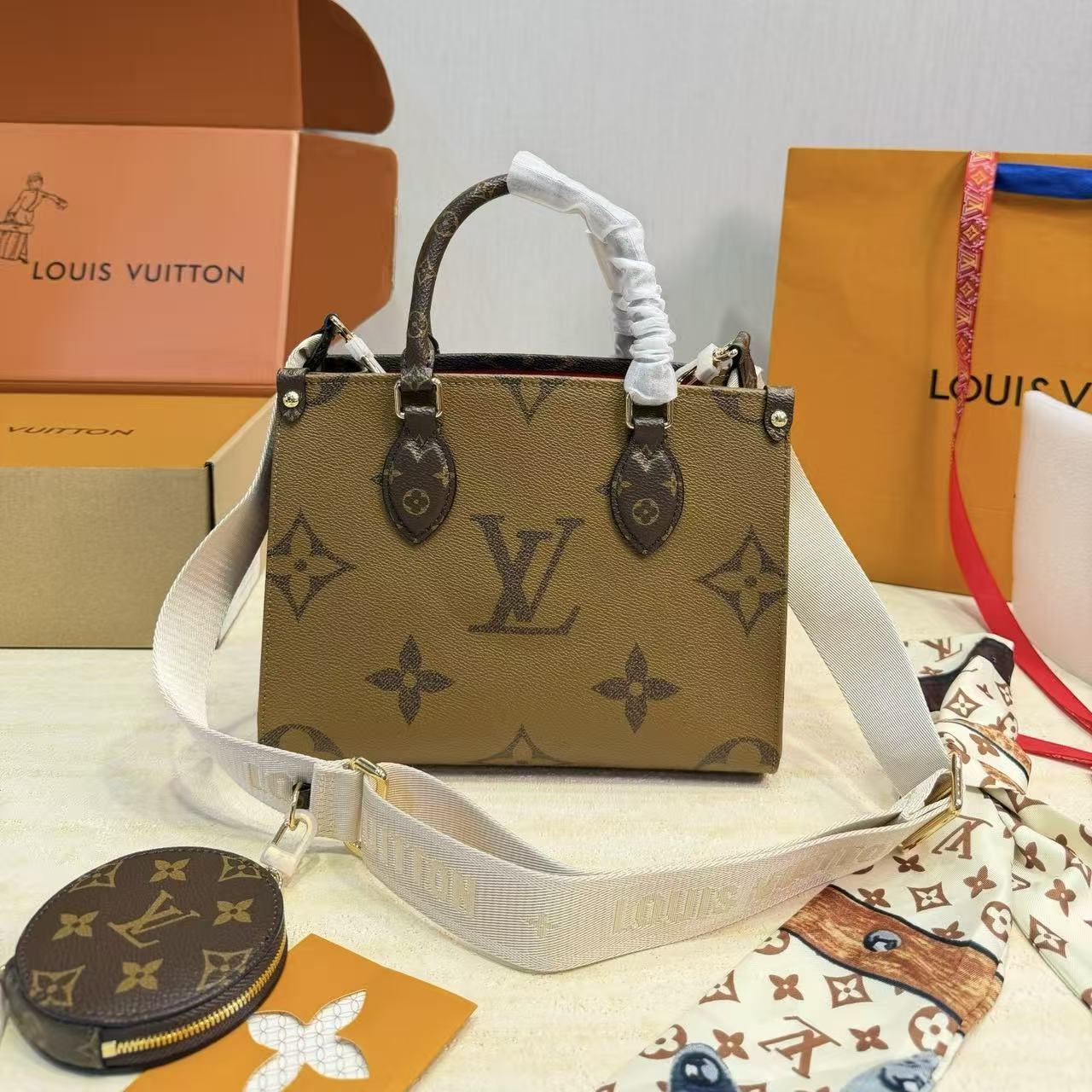 LV OnthegoAB ハンドバッグ【50％割引+送料無料】